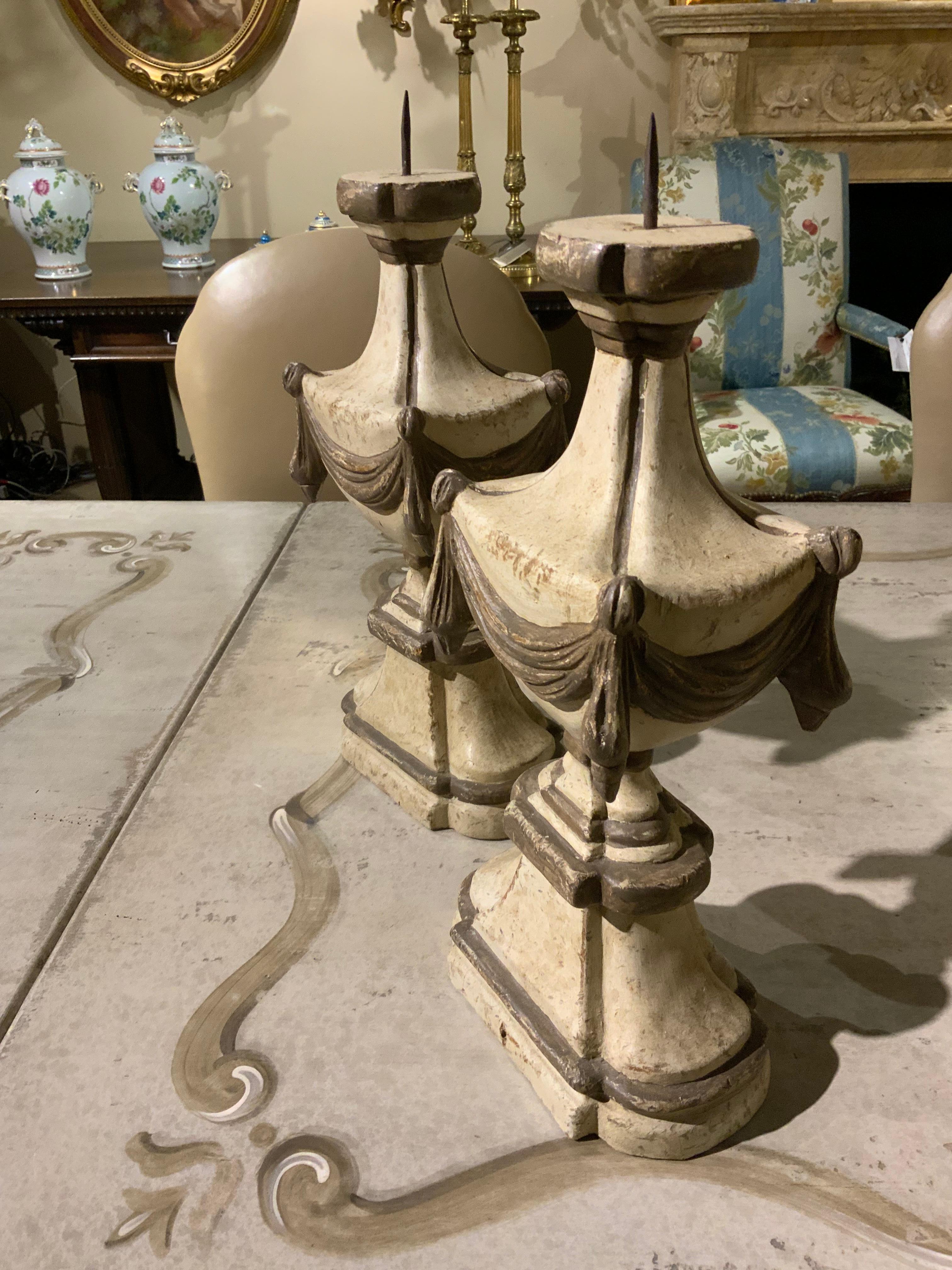 Reclaimed Wood Pair of Italian Painted and Carved Wooden Candle Holders For Sale