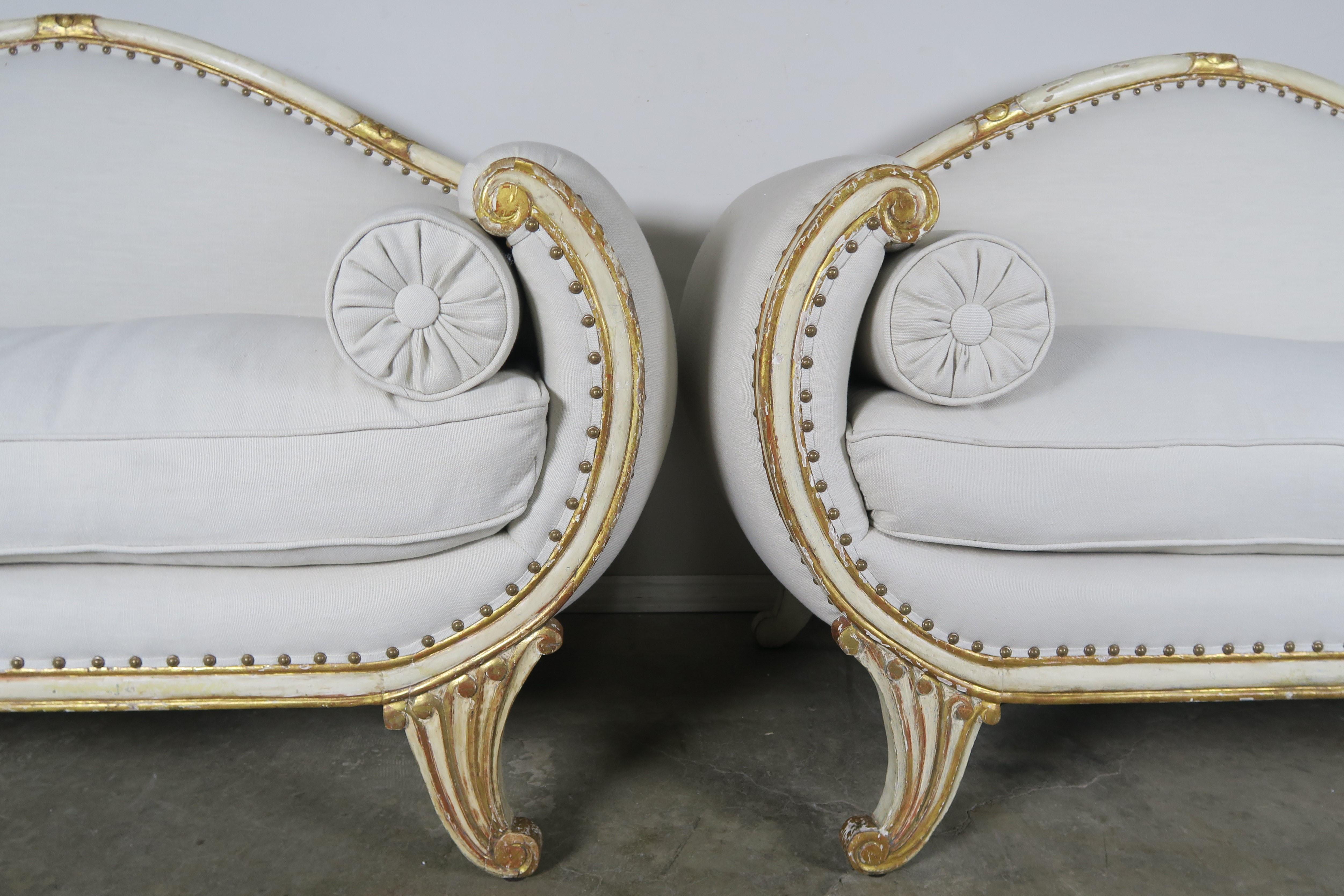 Regency Pair of Italian Painted and Parcel Gilt Settees, circa 1900s