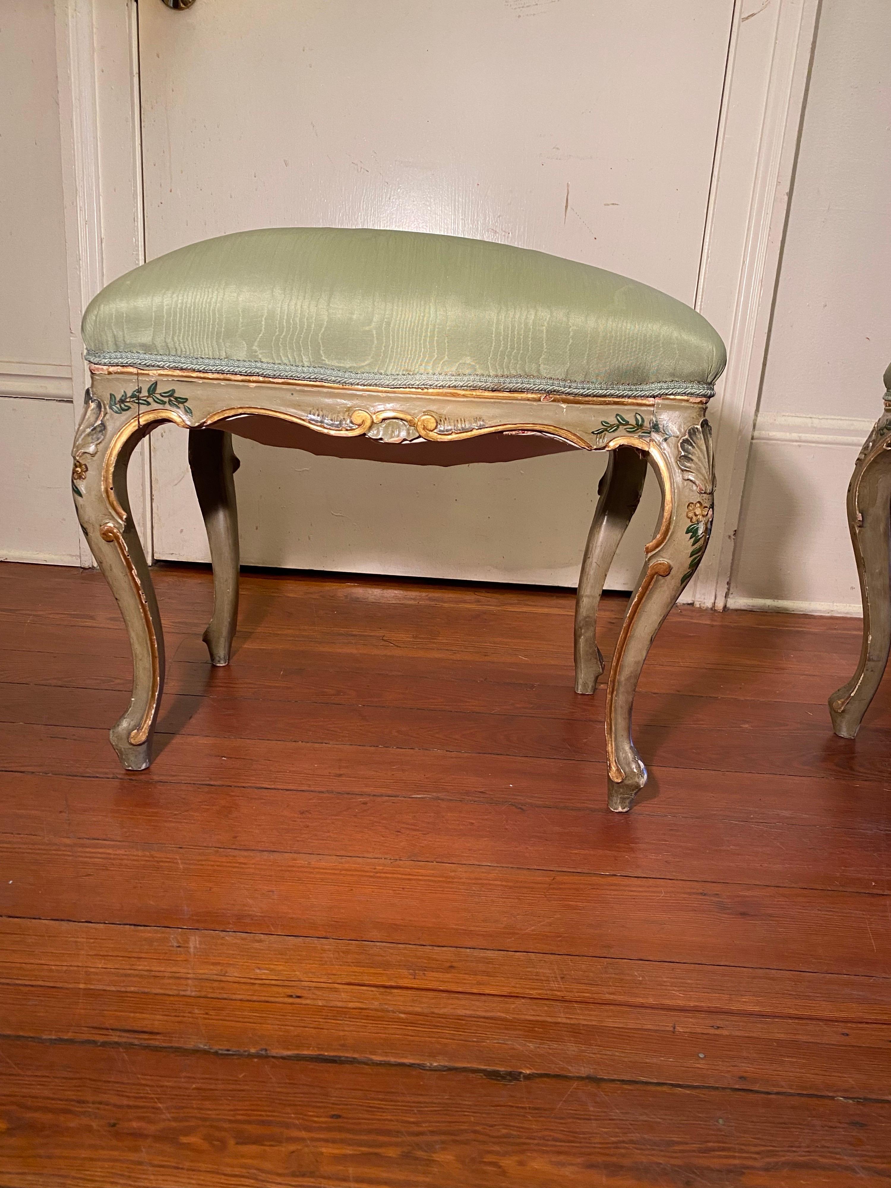 Louis XV Pair of Italian Painted and Parcel Gilt Stools For Sale