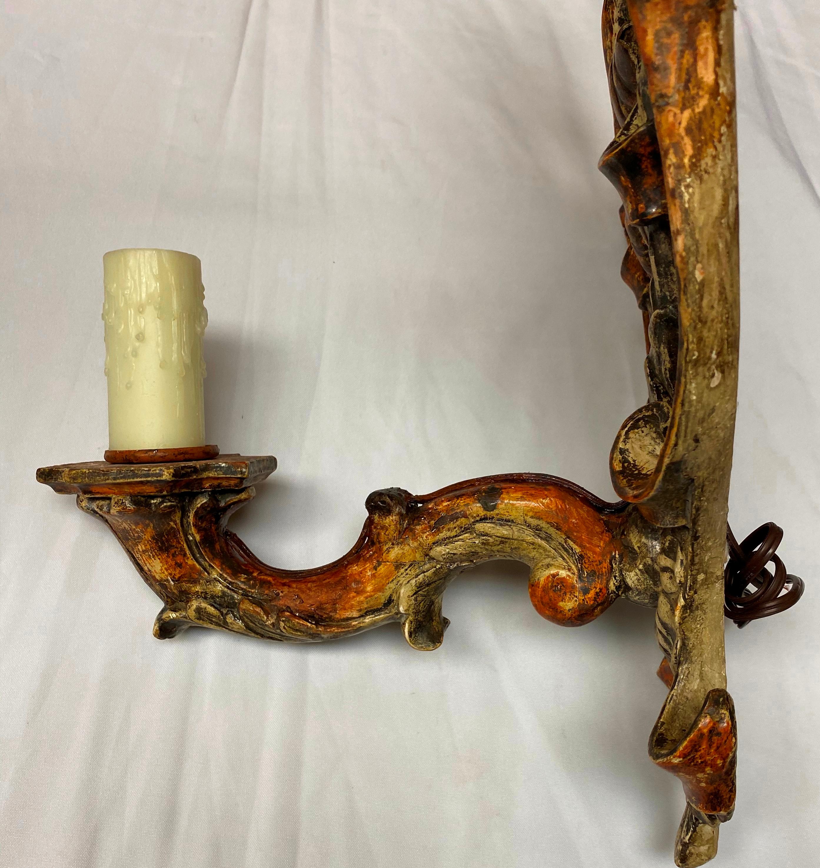 Pair of Italian Painted Carved Wood Sconces, 19th Century For Sale 1