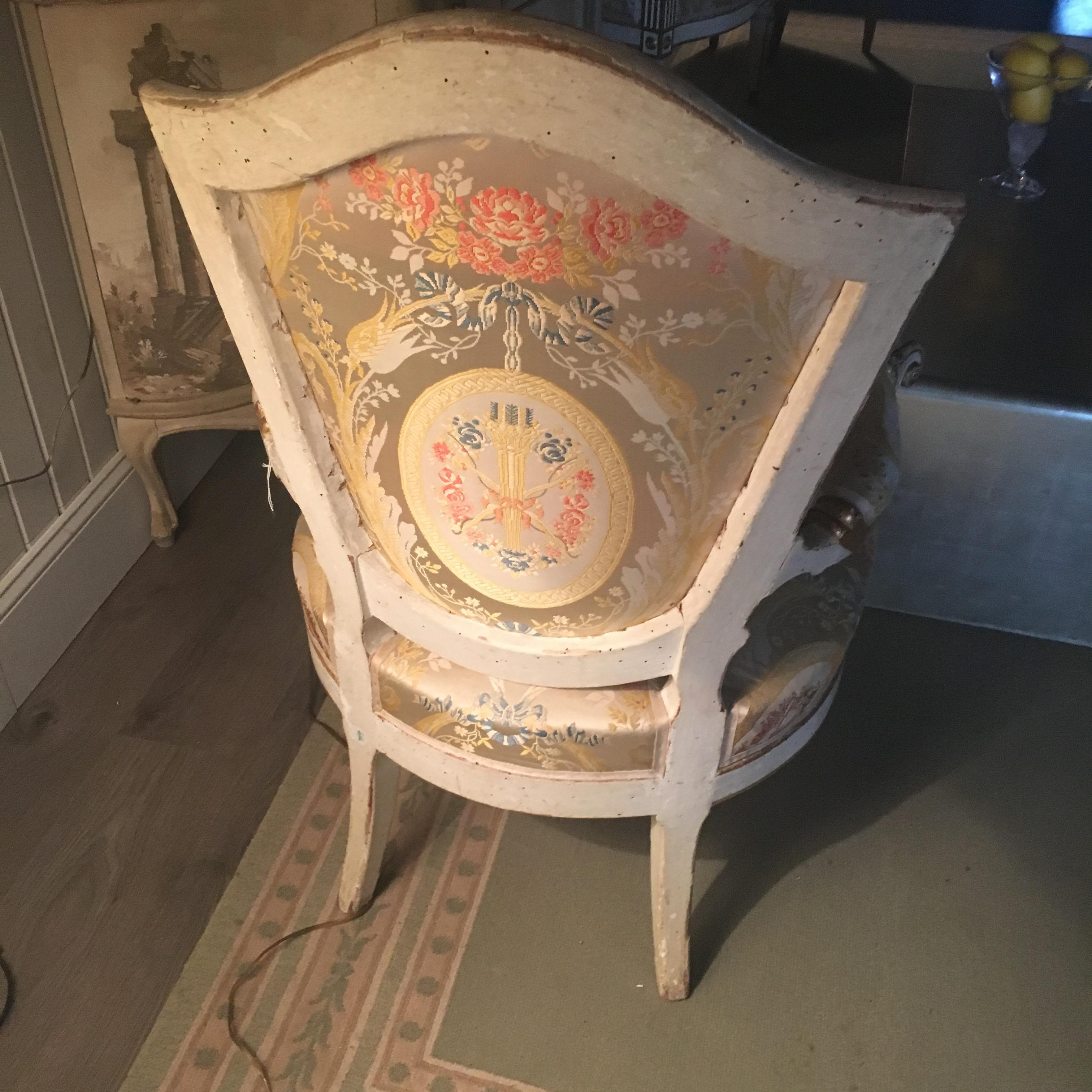 Important Pair of Italian Painted Fauteuils Florence, 18th Century For Sale 3