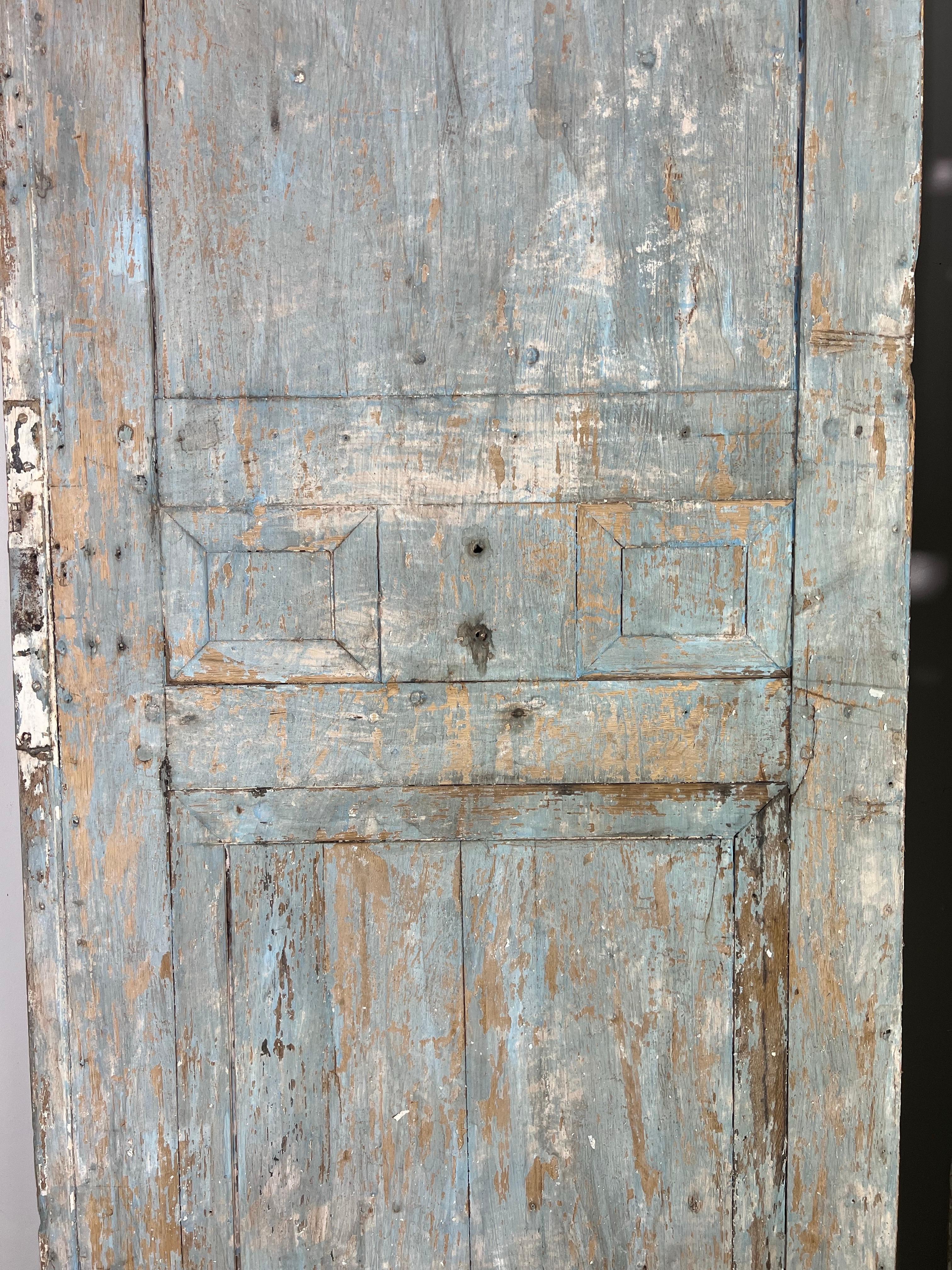 Coppia di porte italiane dipinte e dorate A.I.C. 1900 in vendita 6