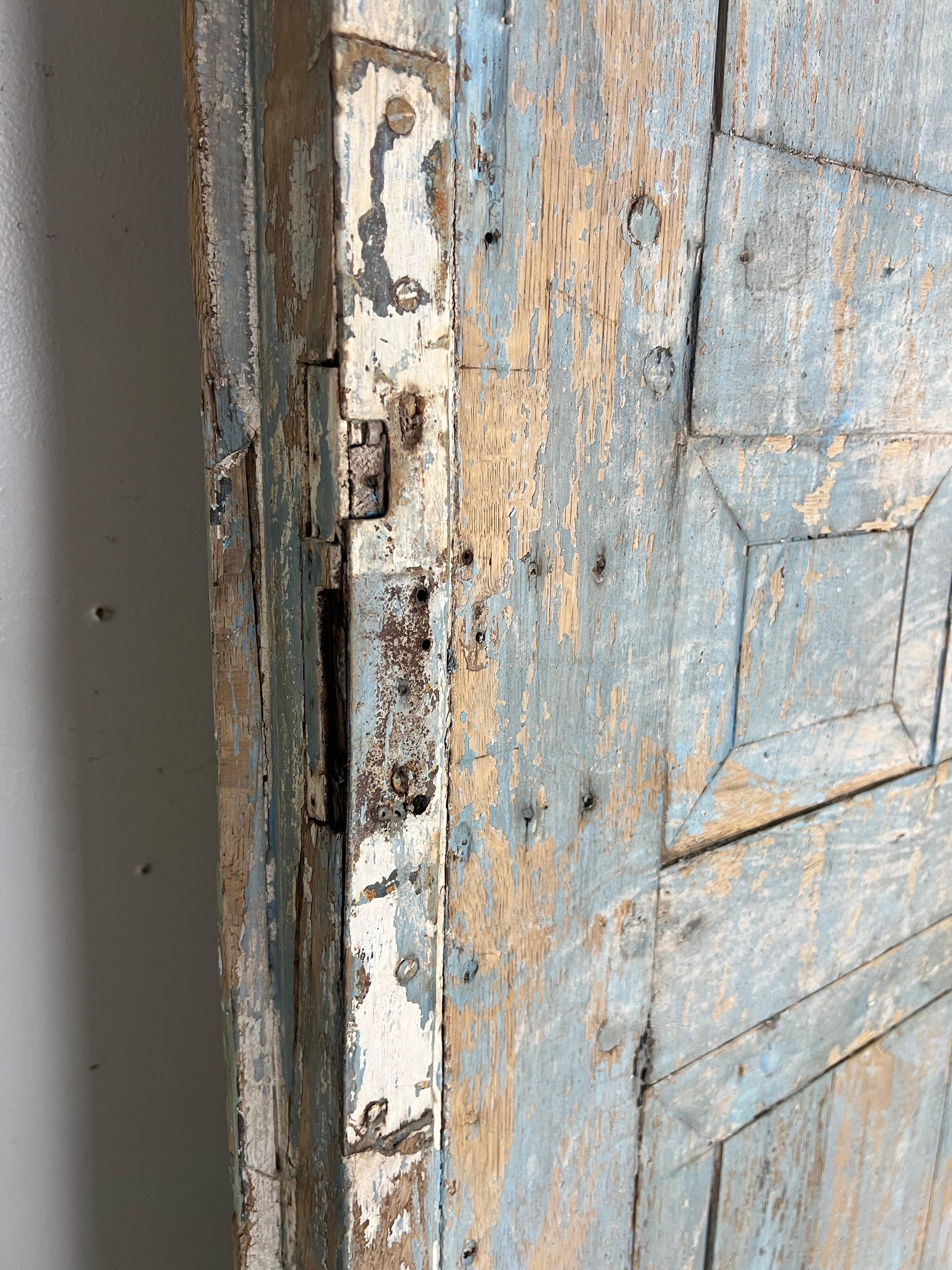 Coppia di porte italiane dipinte e dorate A.I.C. 1900 in vendita 7