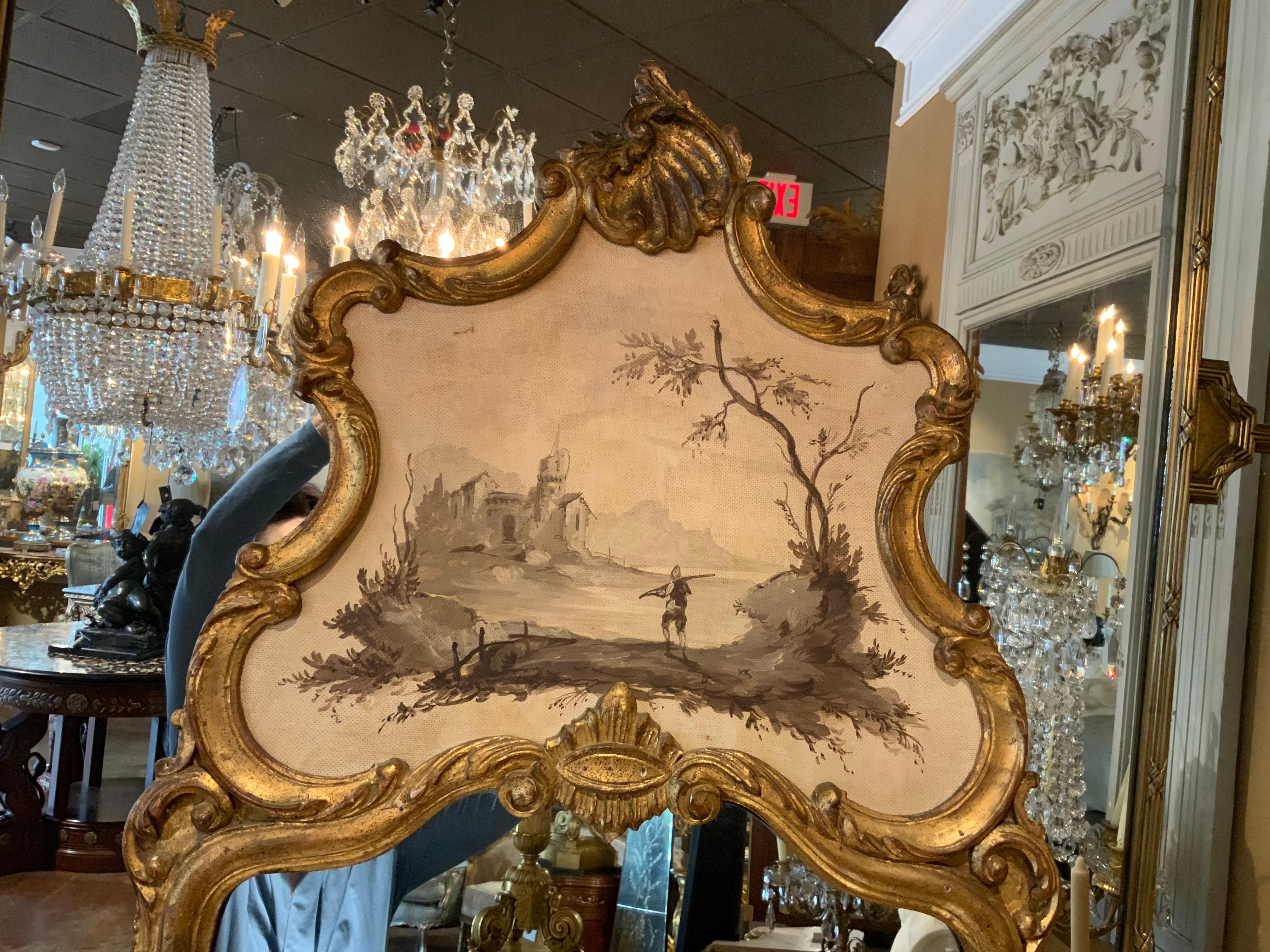 Paire de miroirs italiens dorés à la feuille et peints à la main dans le style rococo vénitien Bon état - En vente à Houston, TX