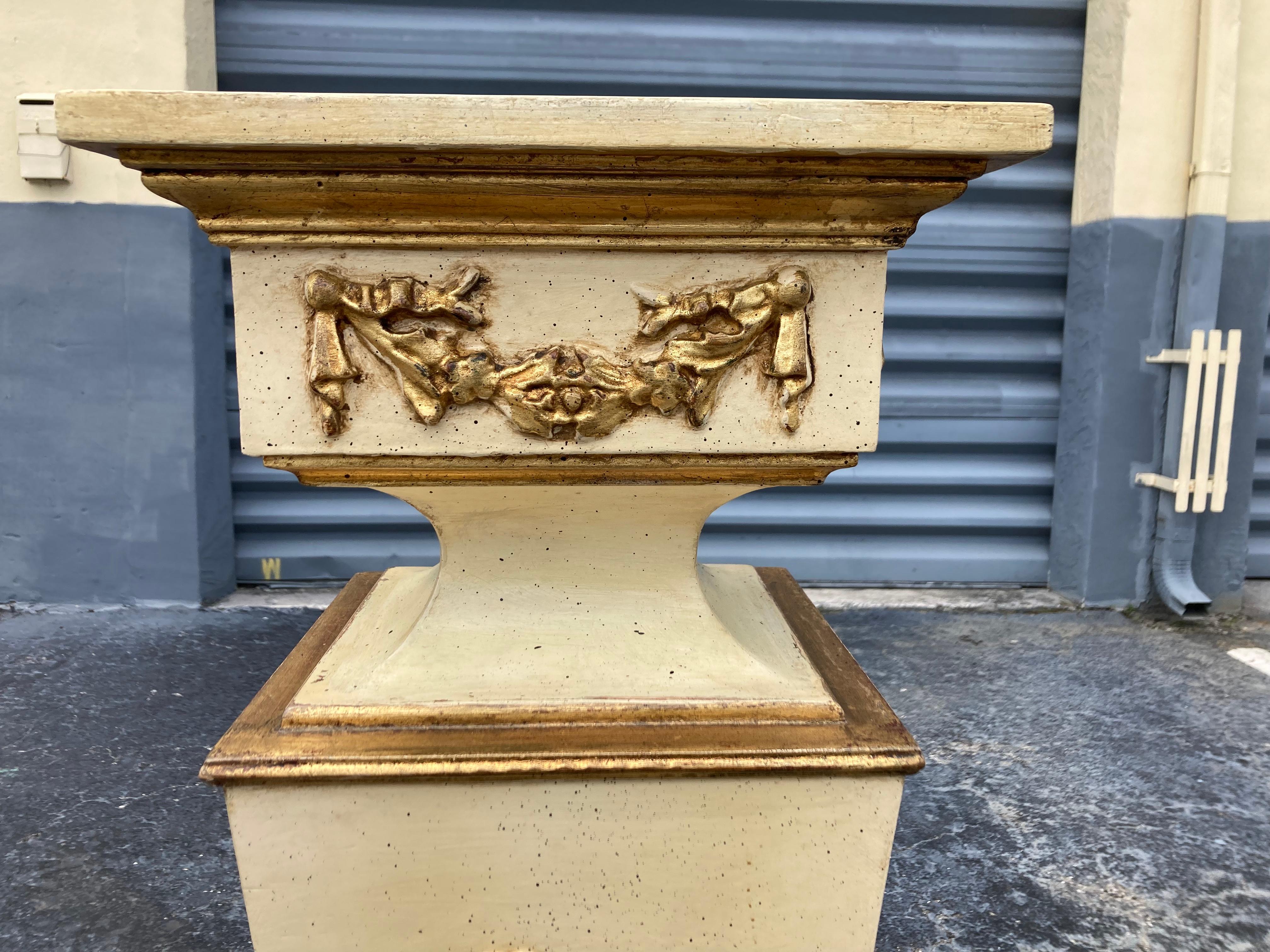Pair of Italian Pedestals, Columns, Stand, Gold, Beige, 1950s For Sale 10