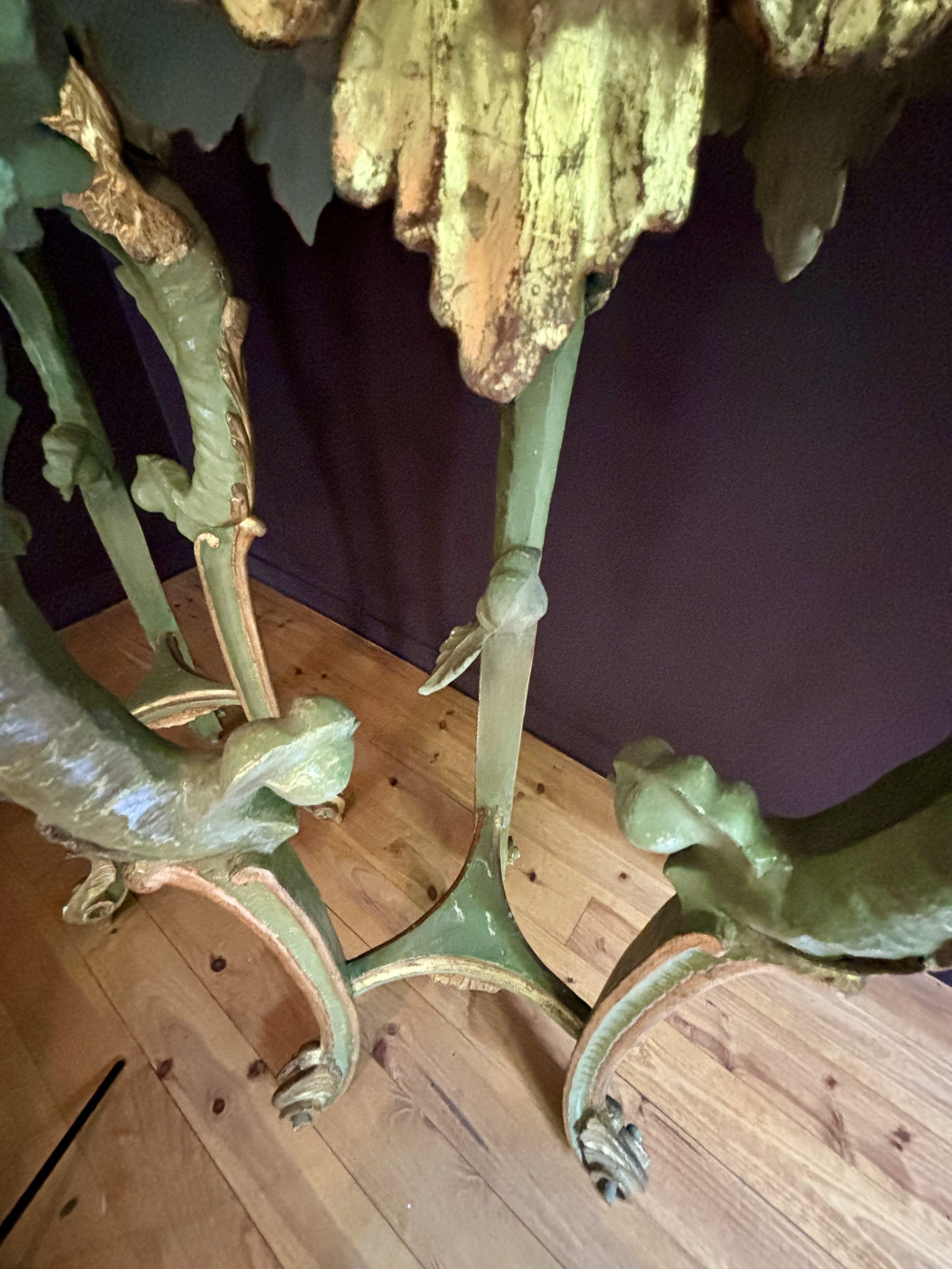 Pareja de pedestales italianos En madera dorada y pintada, S. XIX en venta 7