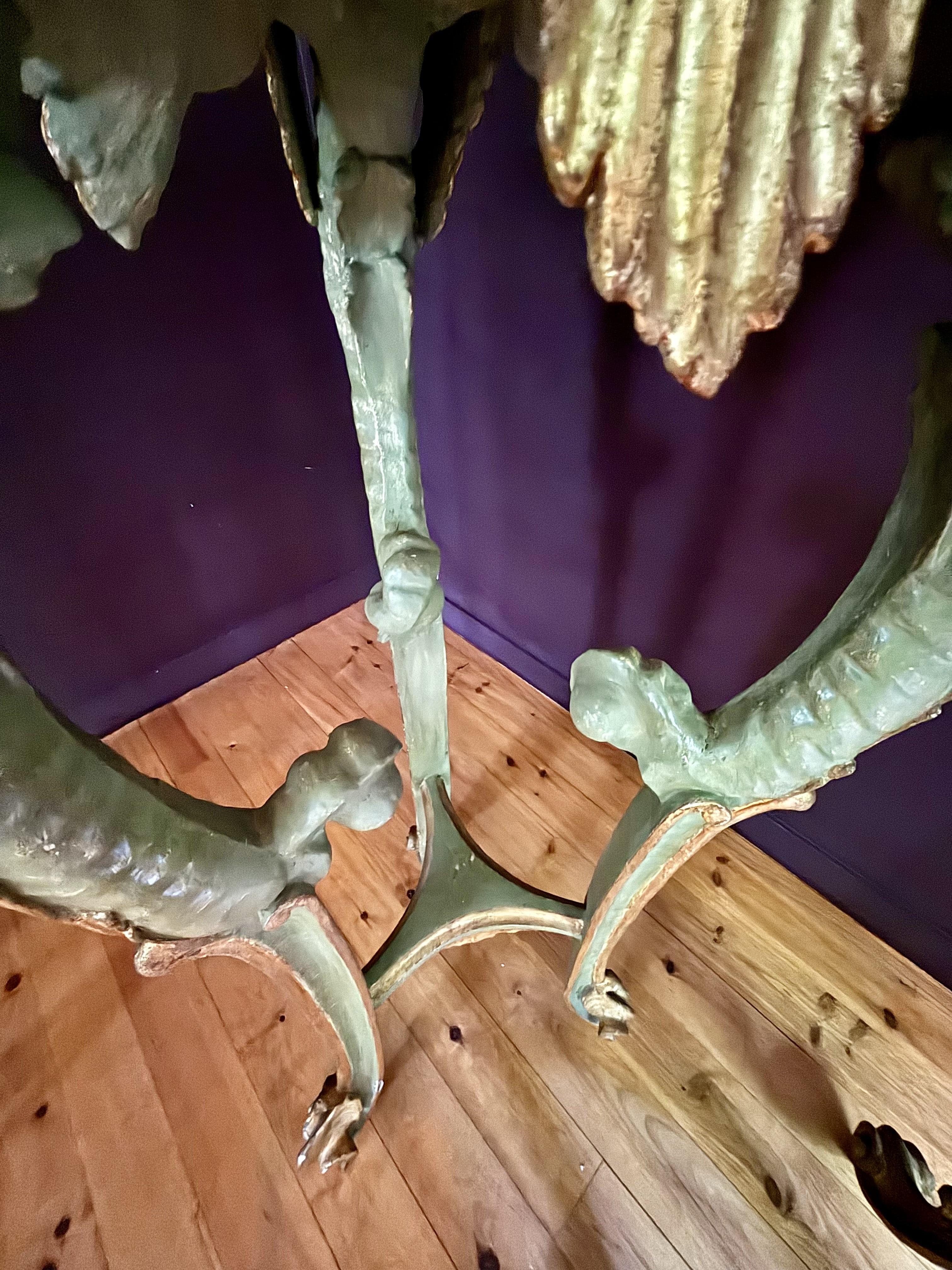 Pareja de pedestales italianos En madera dorada y pintada, S. XIX en venta 8
