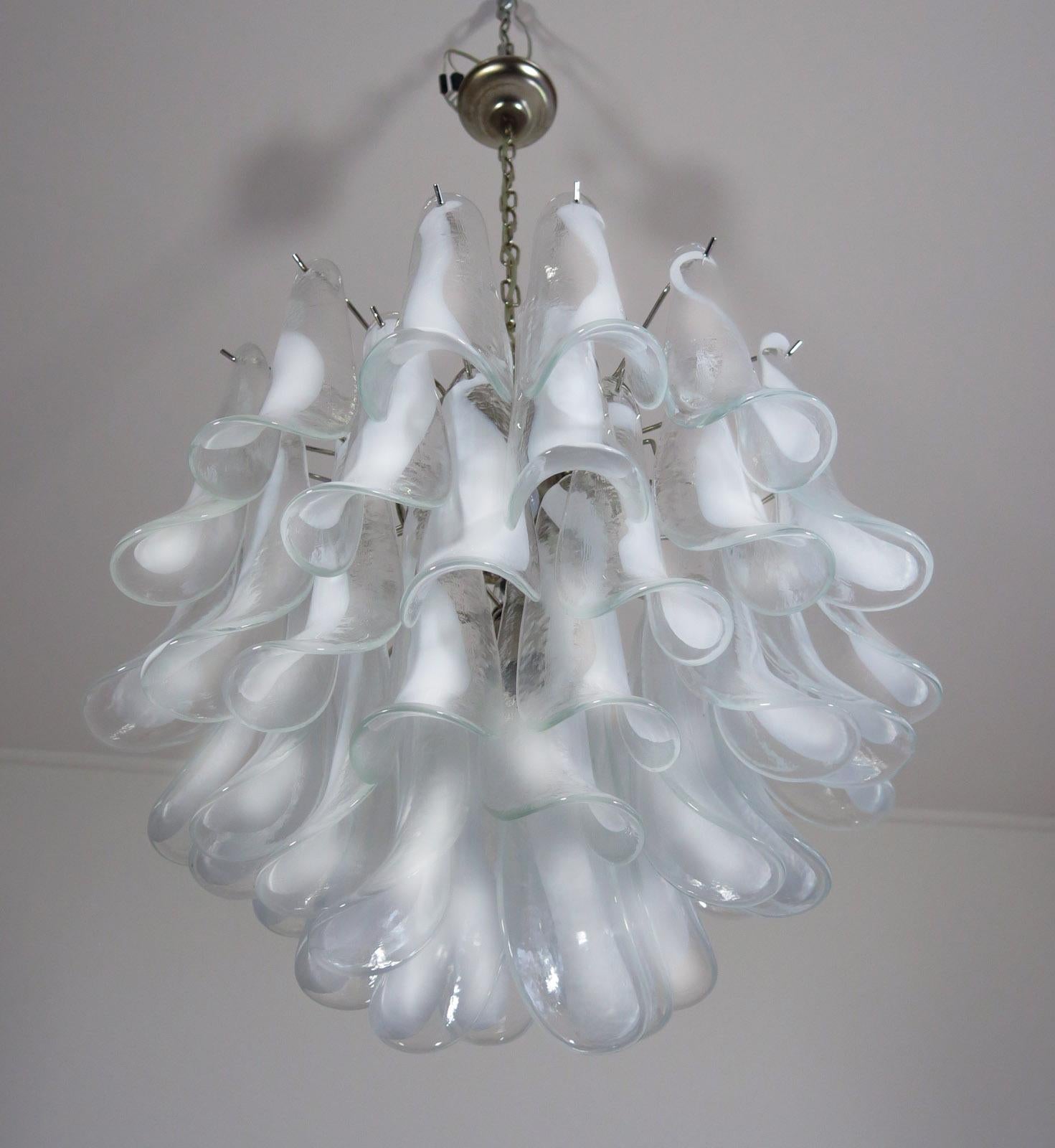 Pair of Italian 41 White Petal Murano Chandeliers, Mazzega Style For Sale 4