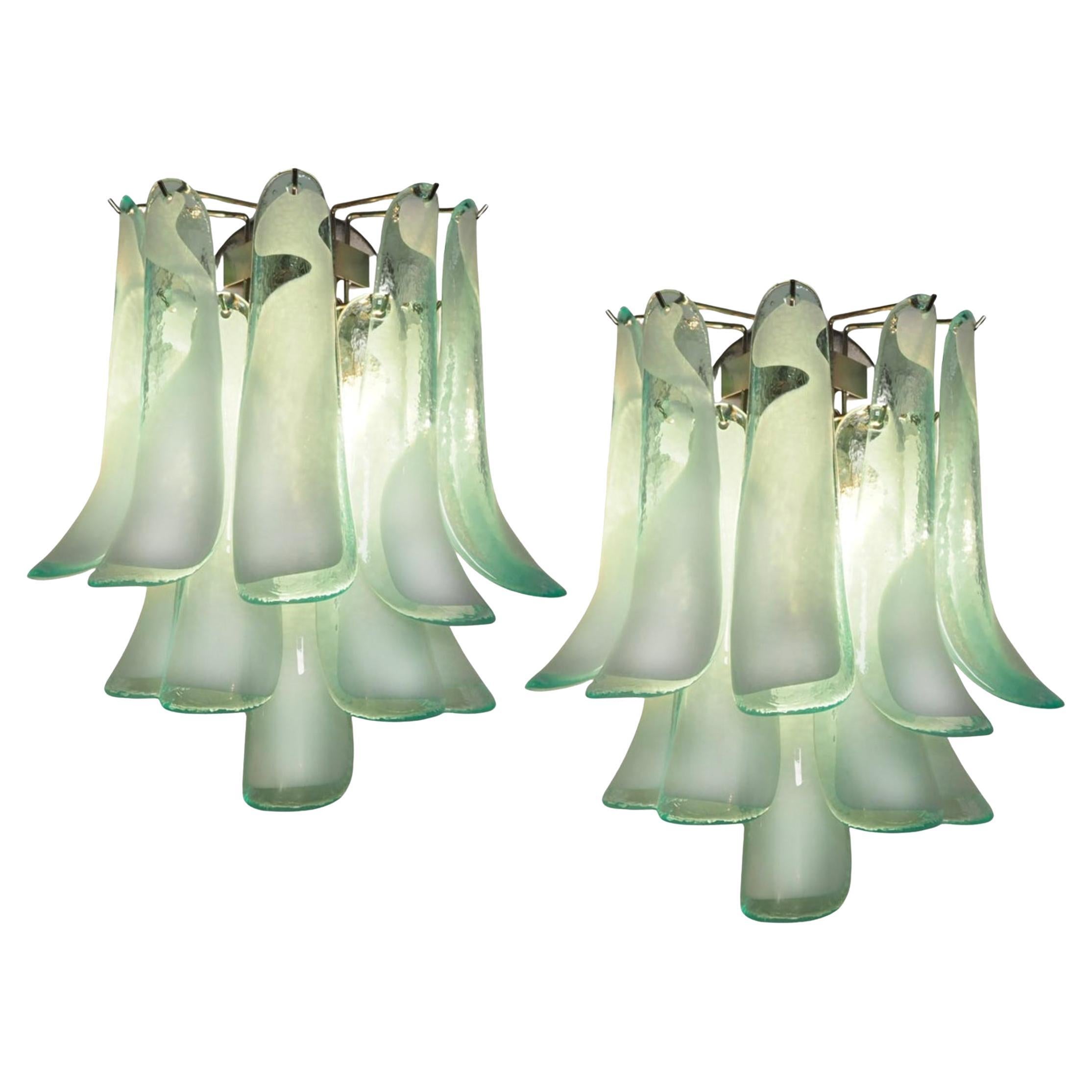 Coppia di lampade italiane a petalo di Murano