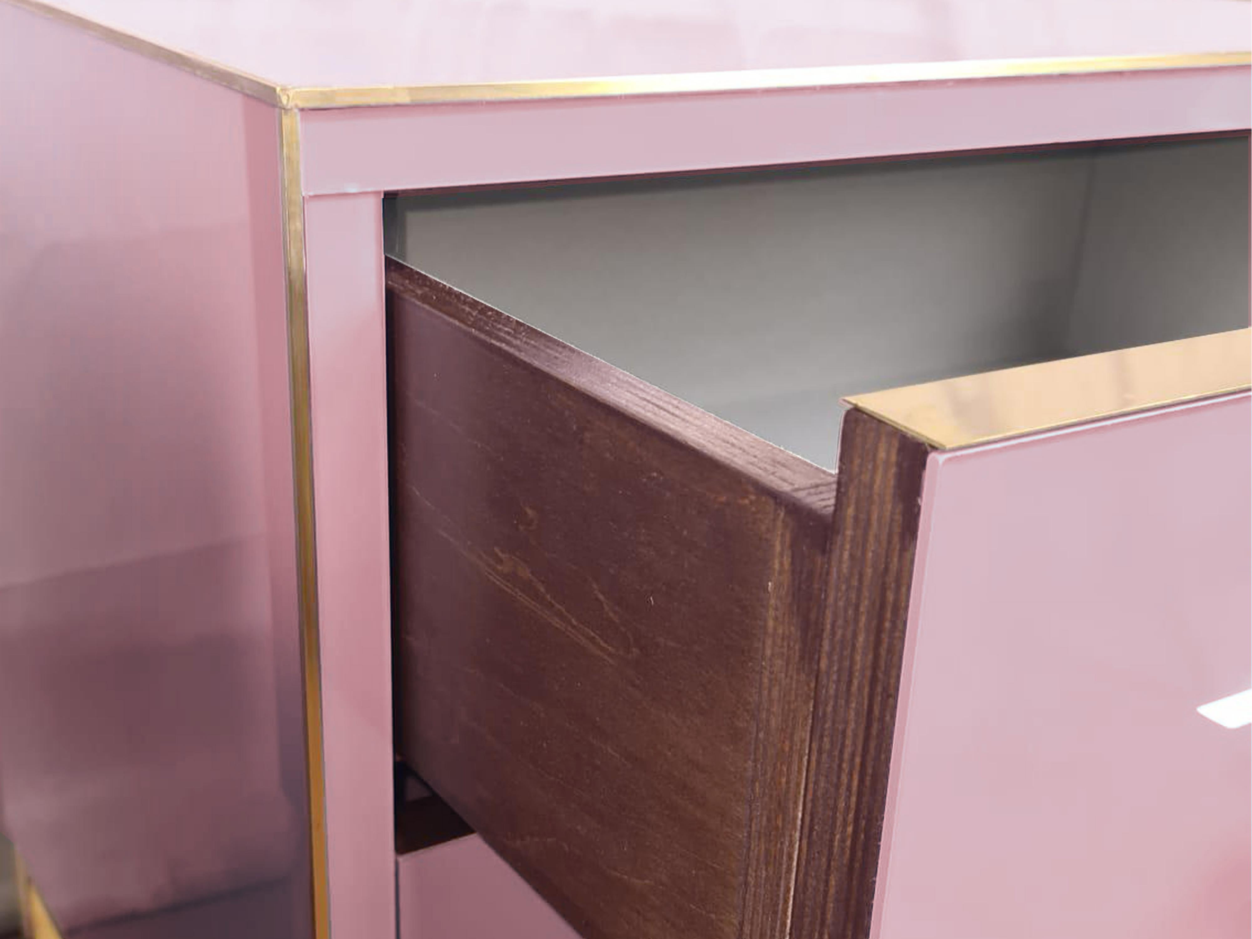 Pair of Italian Pink Murano Glass Nightstand with Brass & Gray Velvet Available In New Condition For Sale In Guazzora, IT