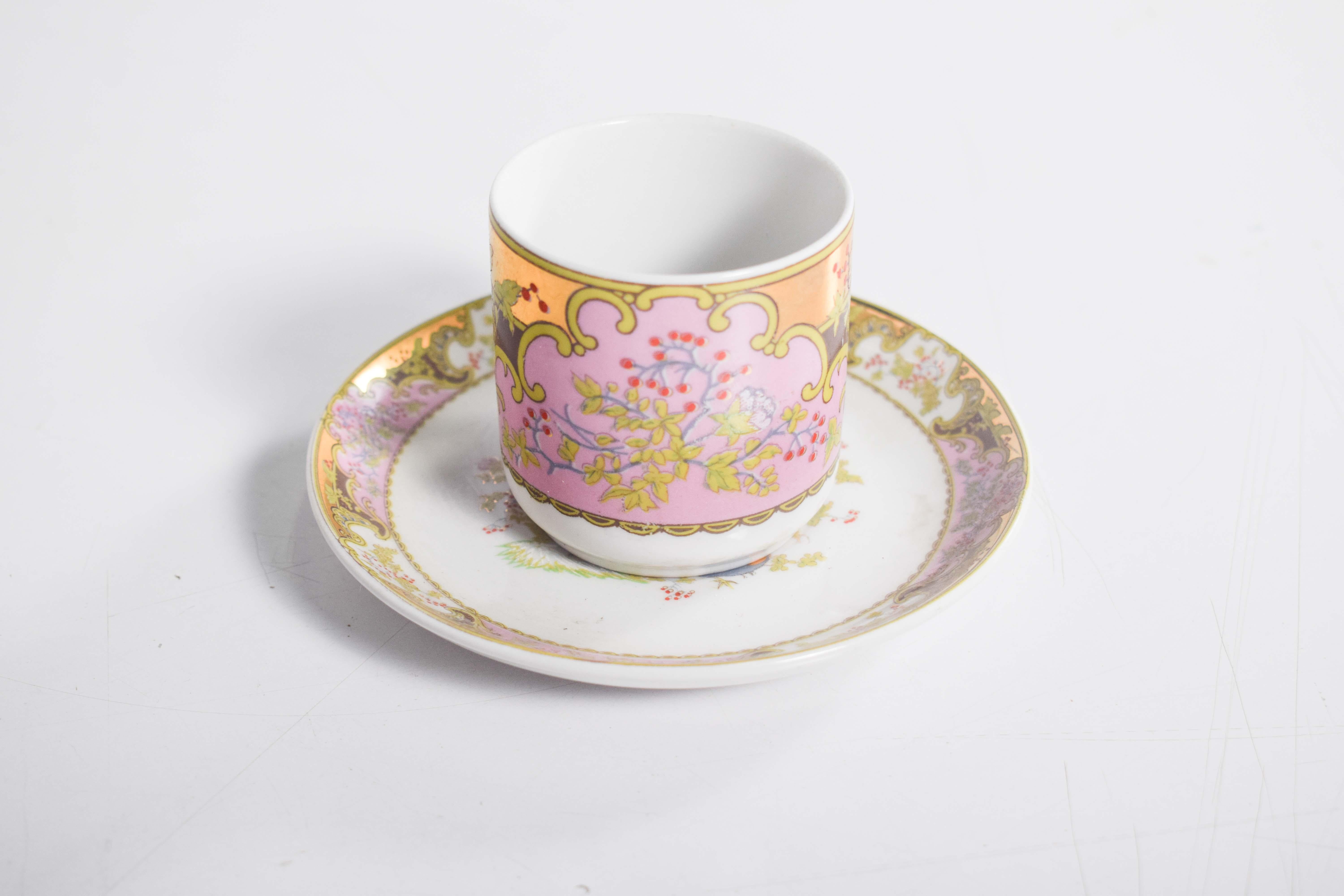 Paire de tasses à café italiennes en porcelaine Bon état - En vente à Lisboa, Lisboa
