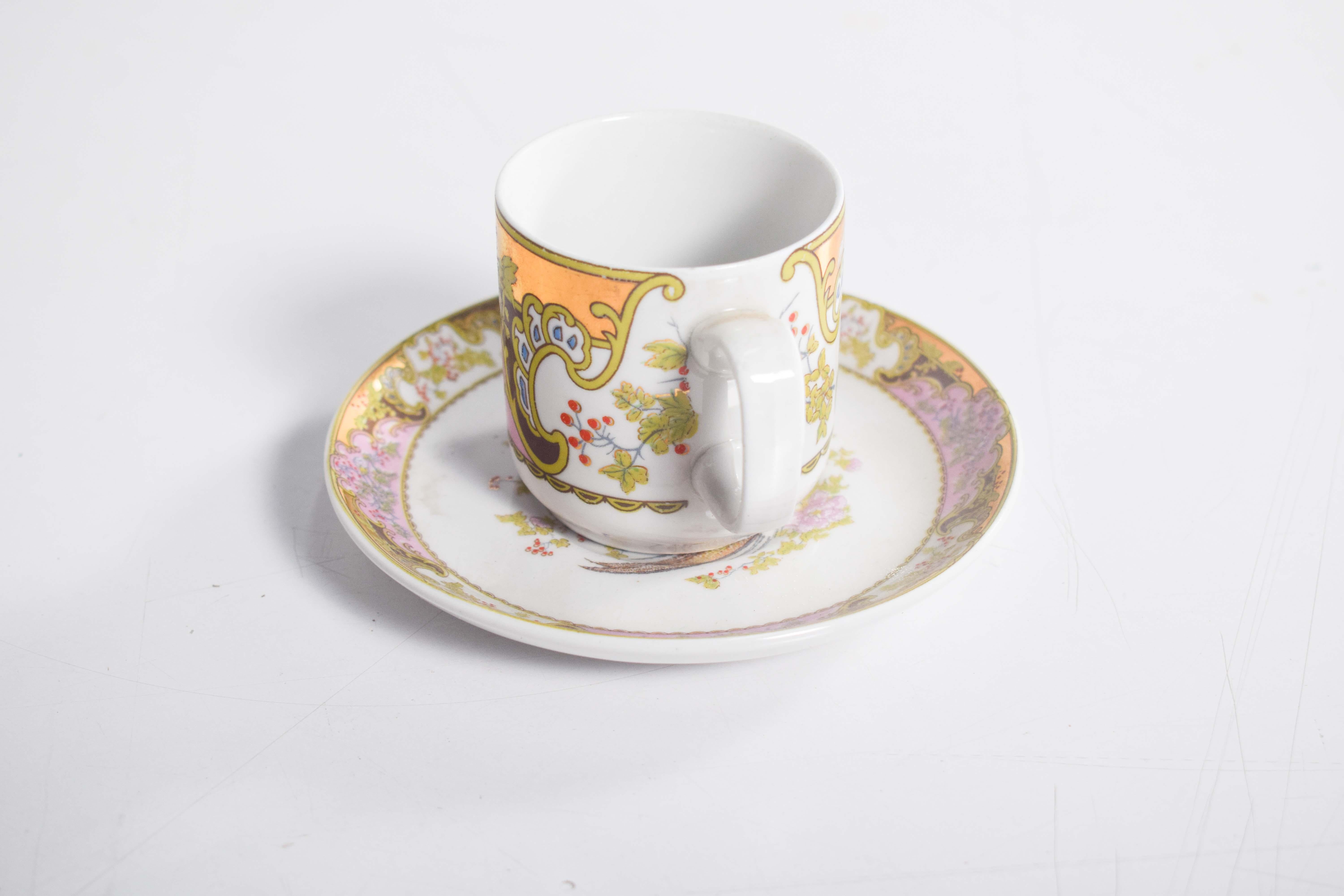 20ième siècle Paire de tasses à café italiennes en porcelaine en vente