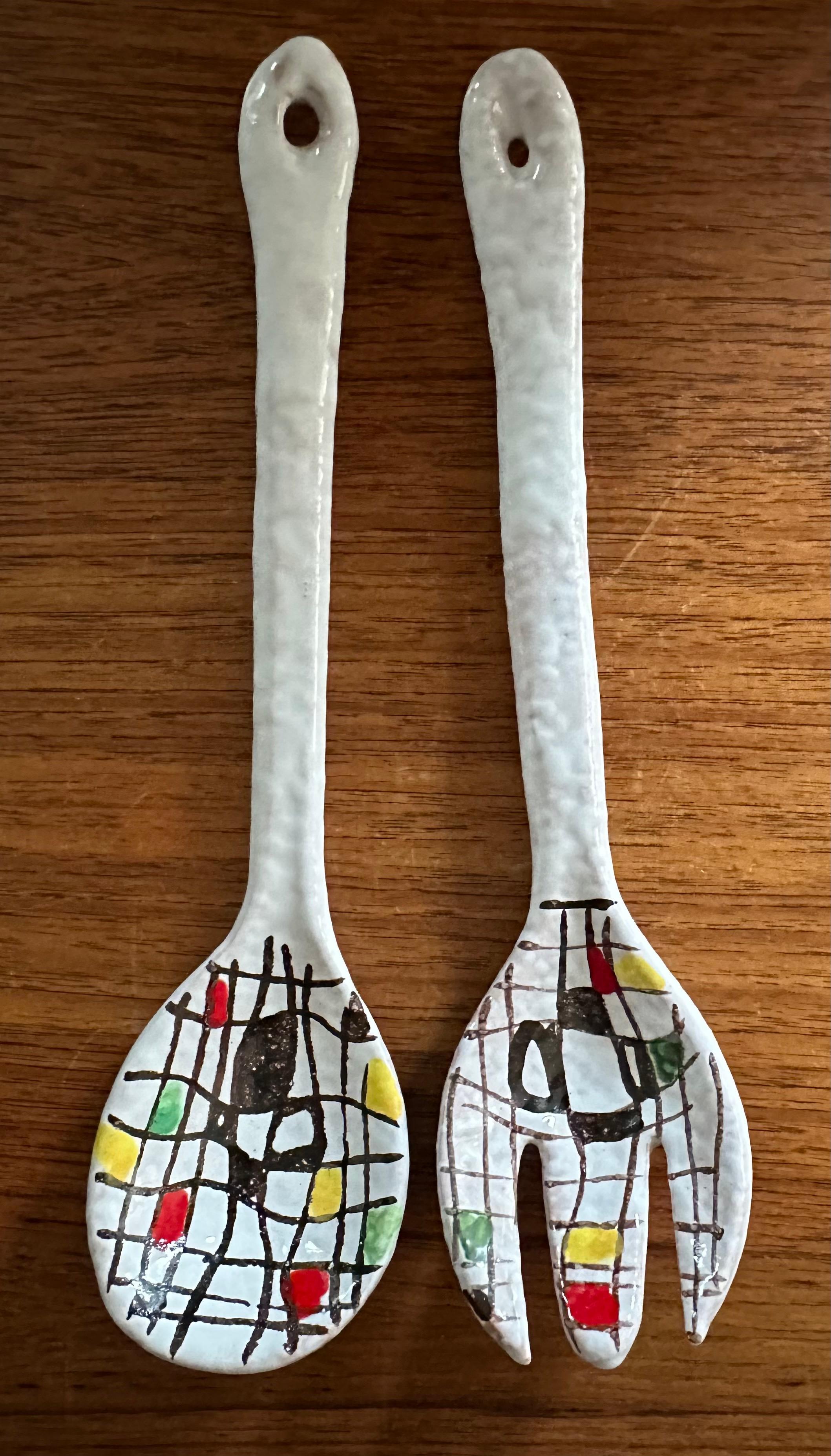 Pair of Italian Post-Modern Ceramic Salad Servers For Sale 1