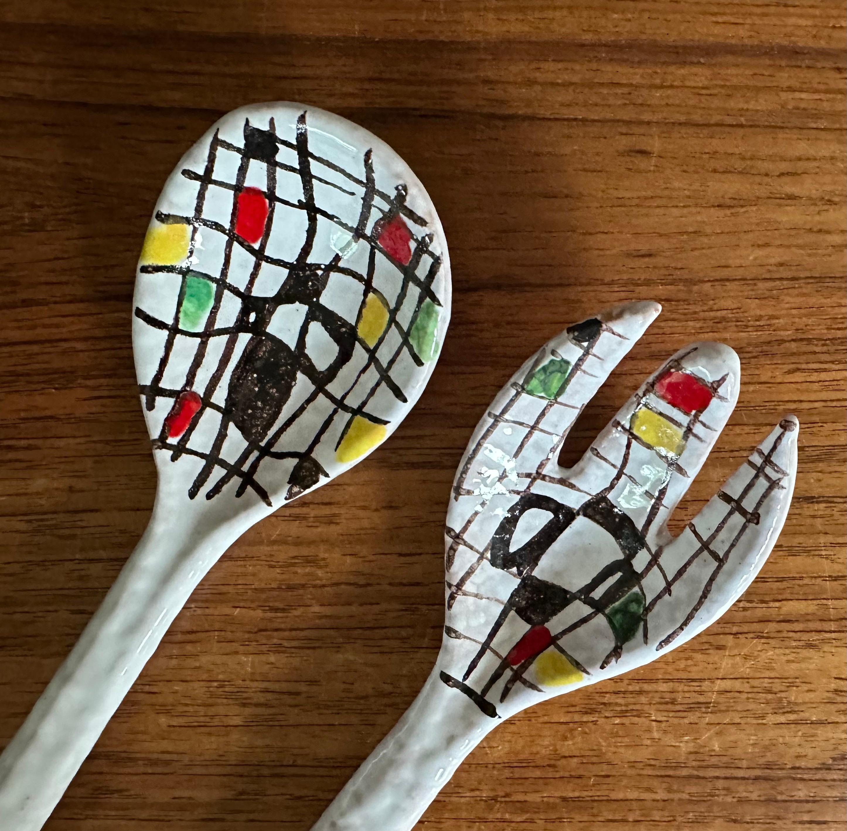 Pair of Italian Post-Modern Ceramic Salad Servers For Sale 3