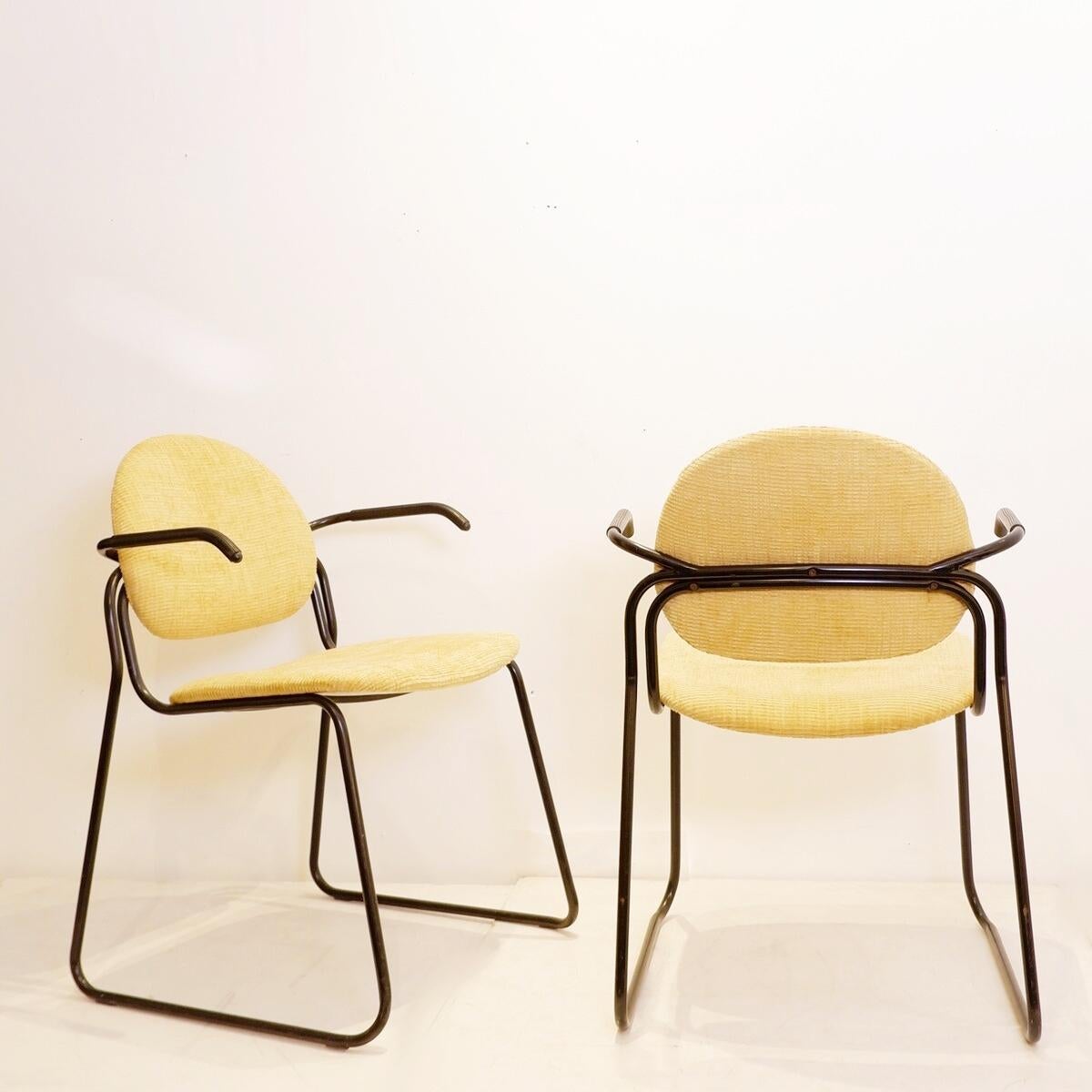 Métal Paire de fauteuils postmodernes italiens par Talin - années 1980 - nouveau rembourrage en vente