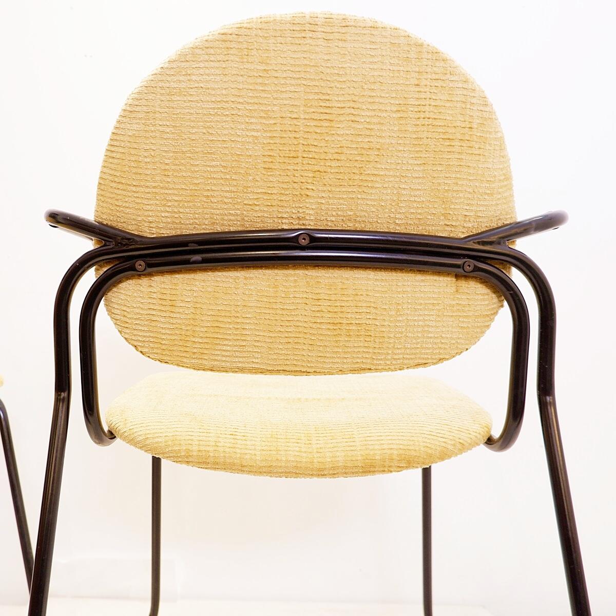 Paire de fauteuils postmodernes italiens par Talin - années 1980 - nouveau rembourrage en vente 2