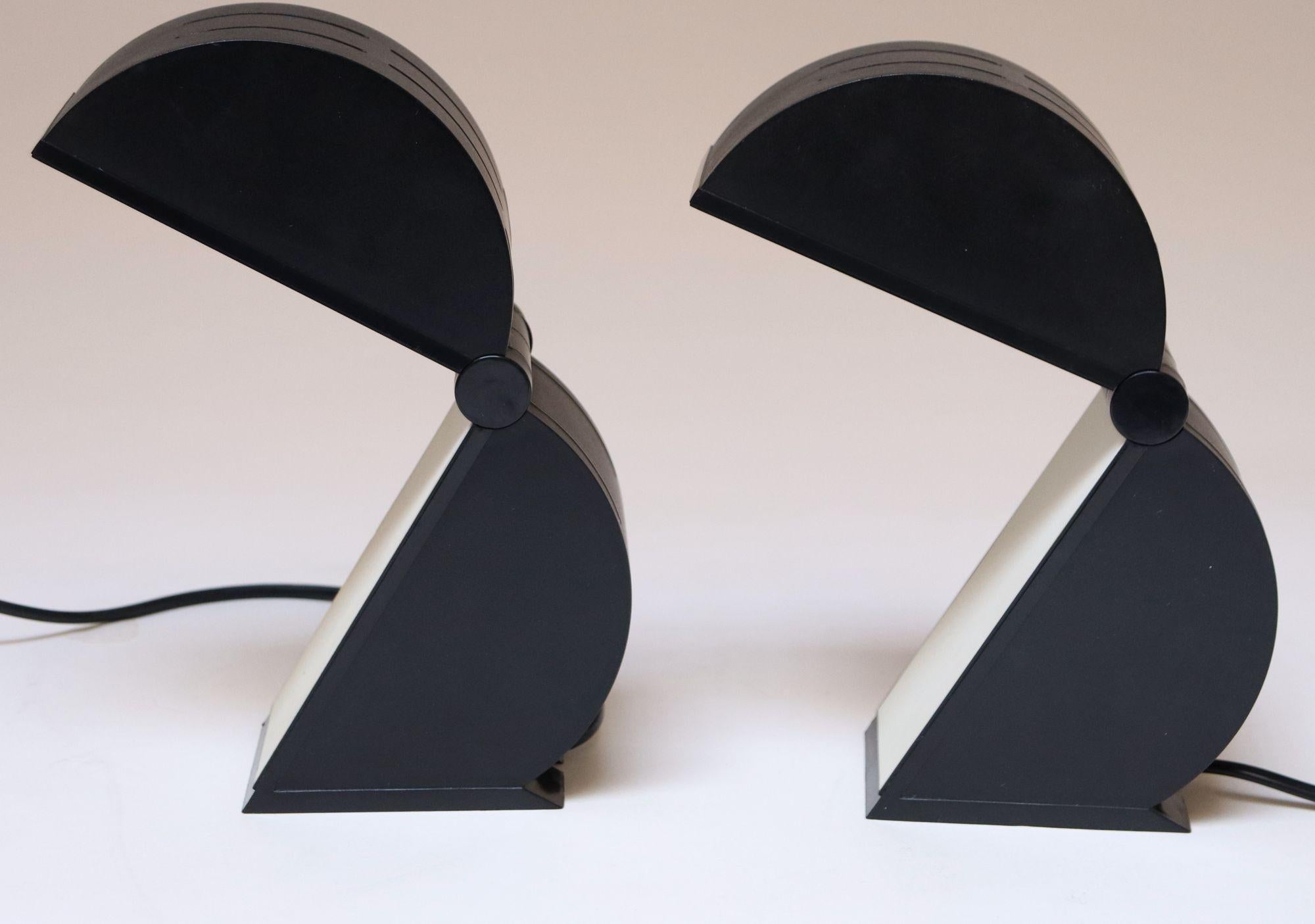 Postmoderne Paire de lampes de table pliables 