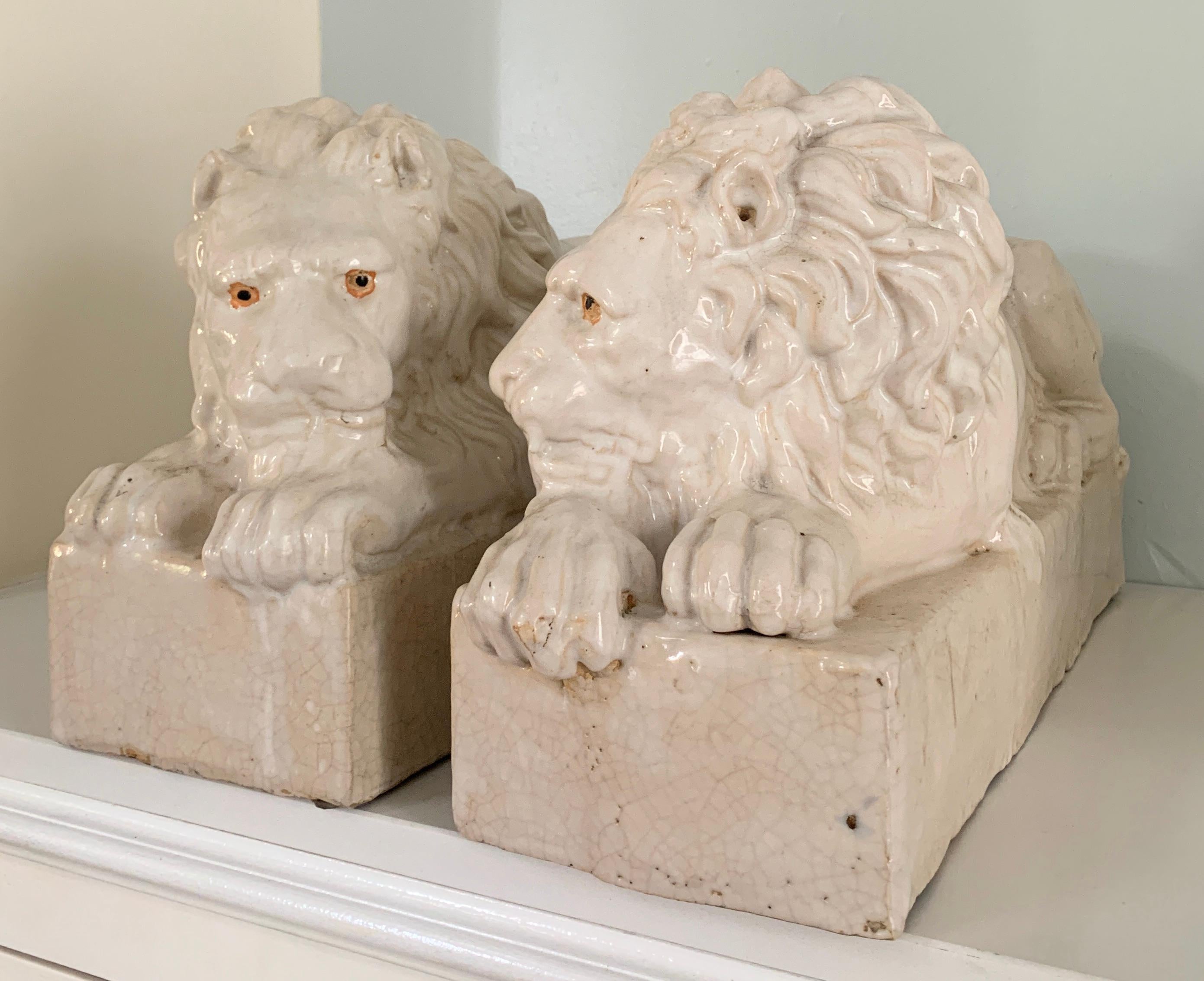 Pair of Italian Reclining Glazed Terracotta Lions For Sale 3