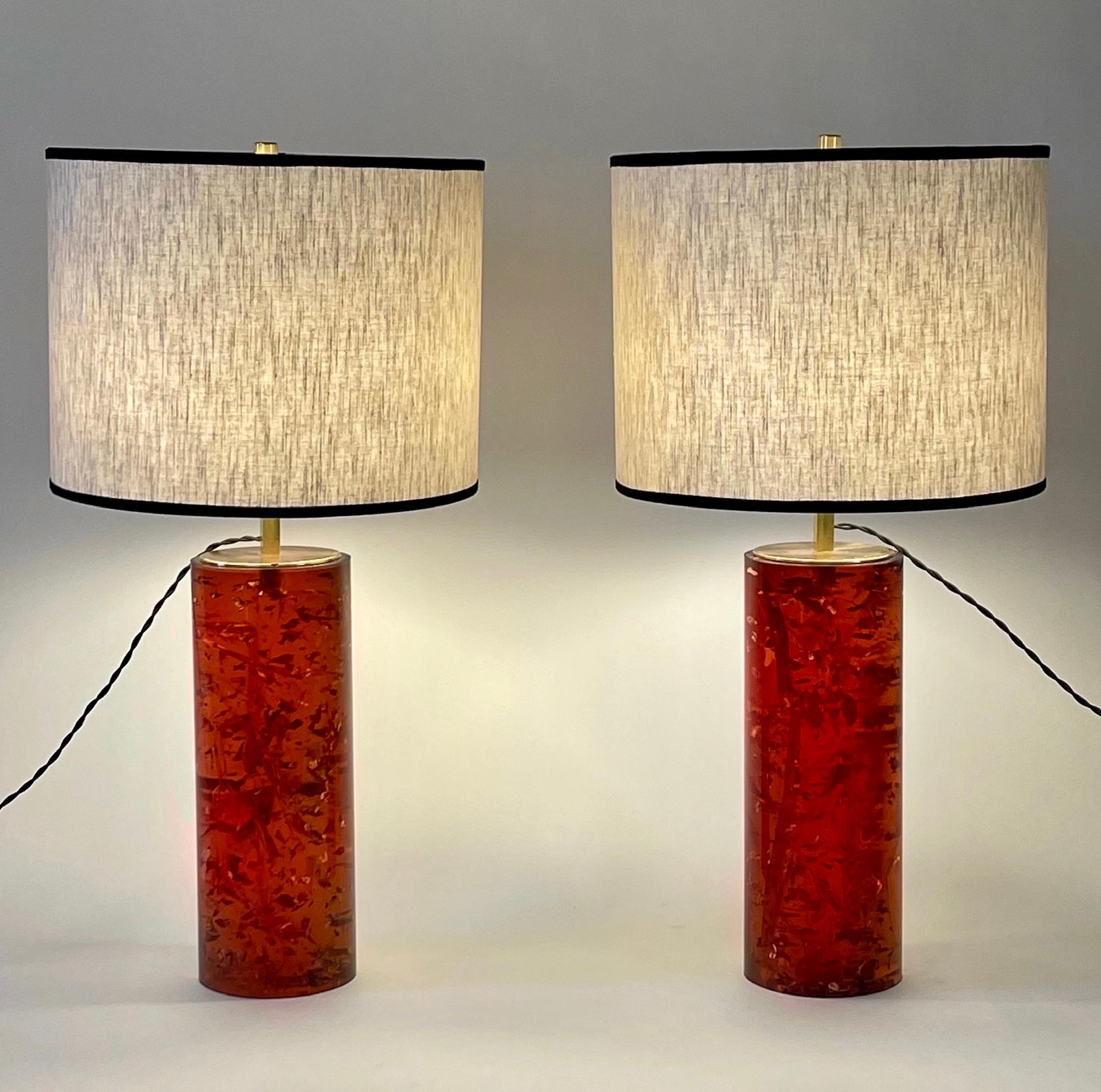 Pair of Italian Reddish Amber Fractal Resin Table Lamps w/Brass Details & Shades For Sale 1