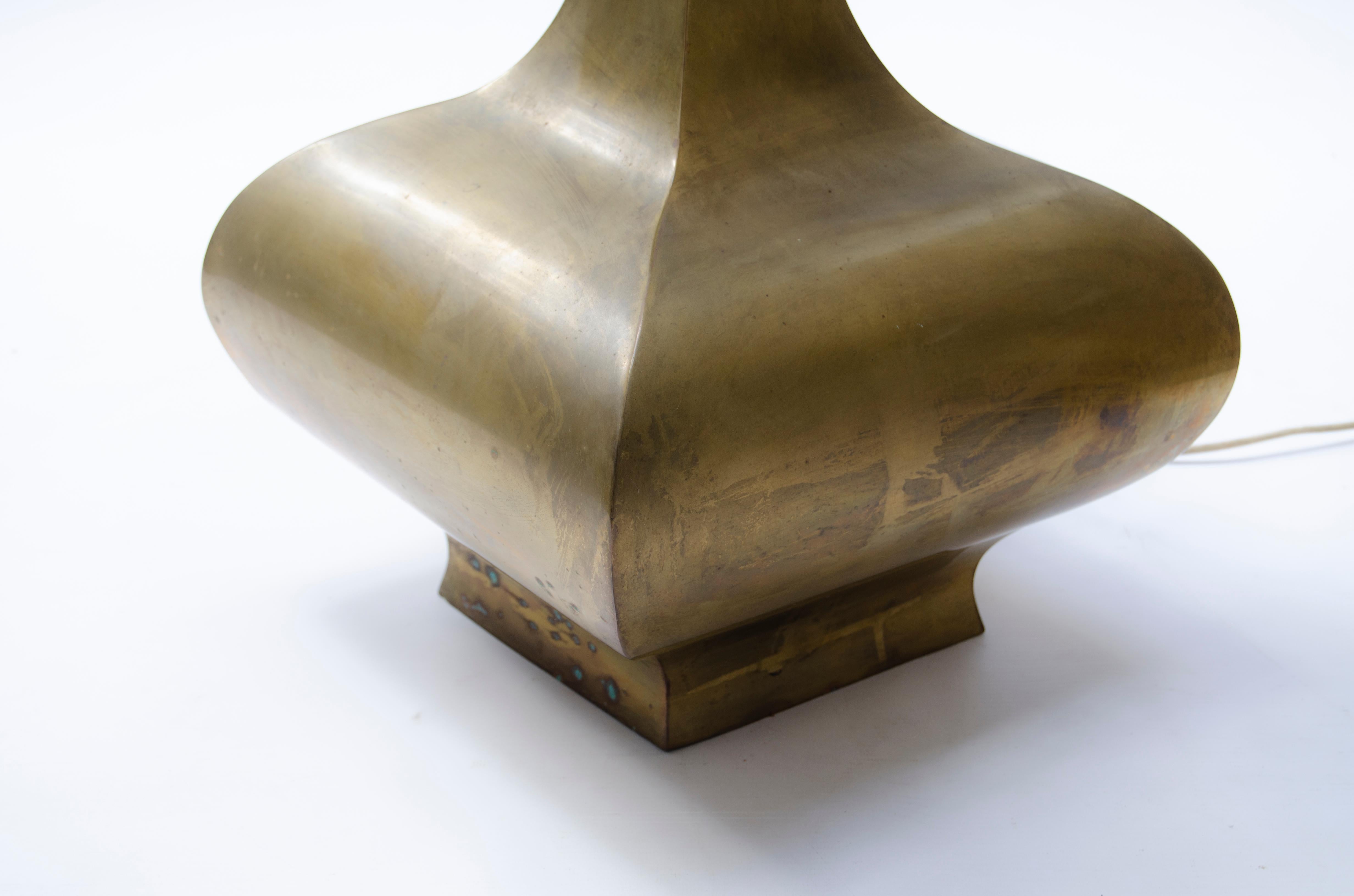 Hollywood Regency Paire de lampes italiennes de style Régence en vente