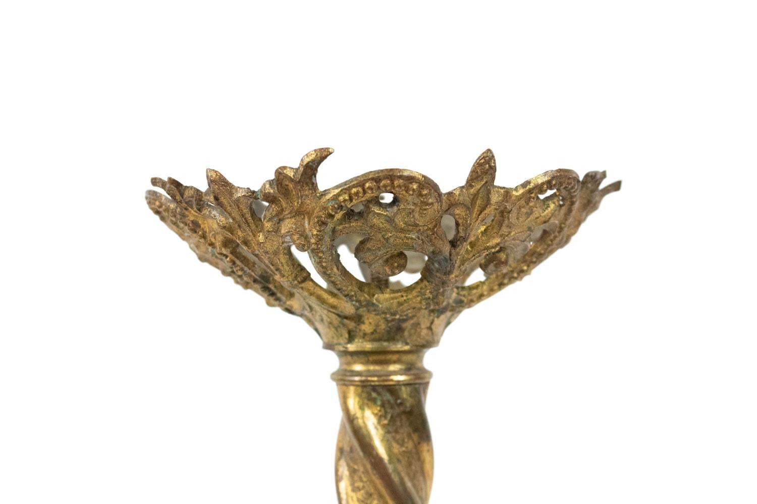 Rinascimento Pair of Italian Renaissance Brass Altar Candlesticks in vendita