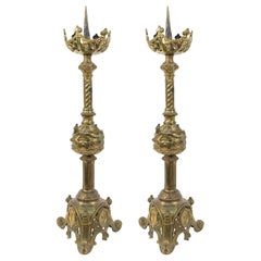 Paar italienische Renaissance-Kerzenständer aus Bronze mit Altar