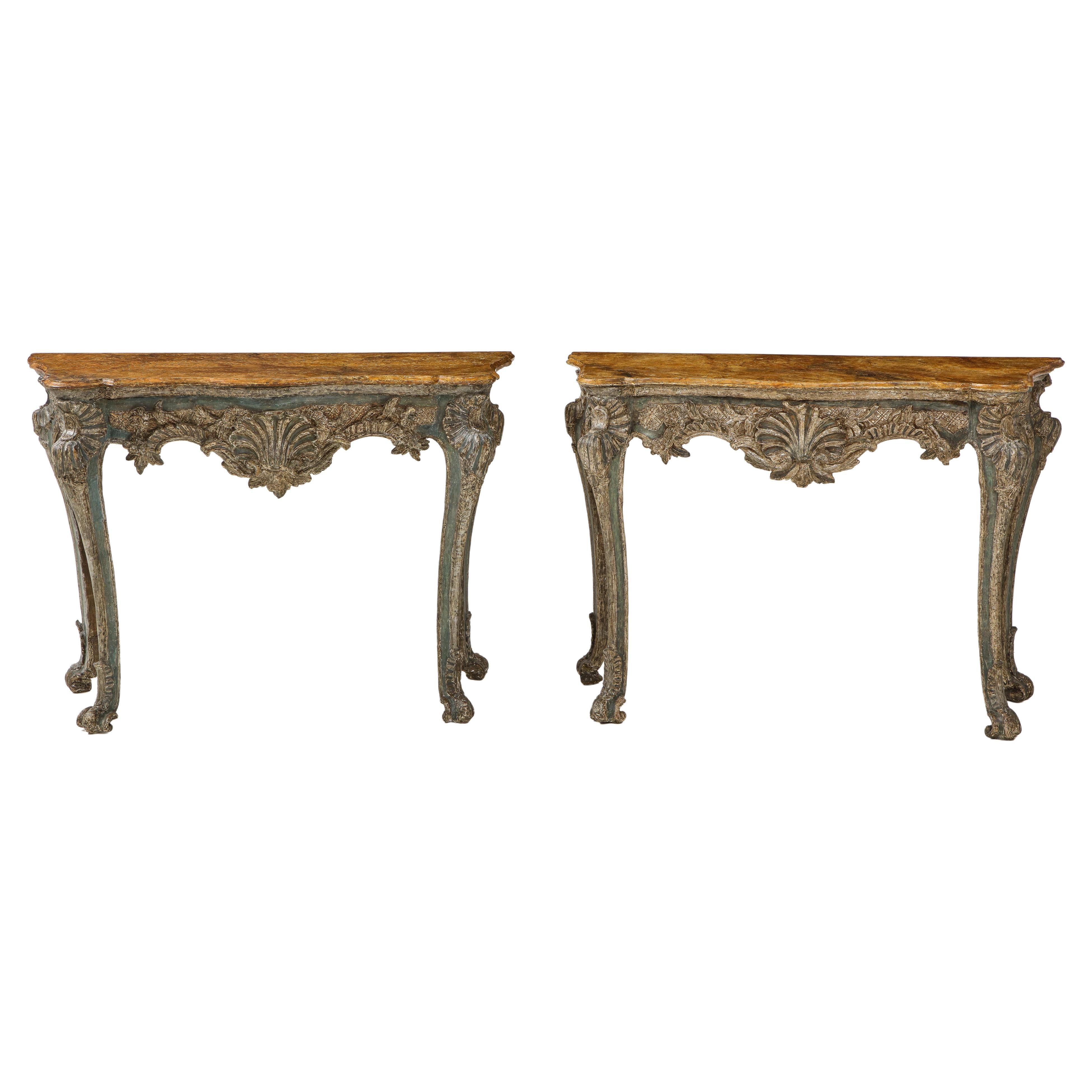 Paire de consoles italiennes rococo en vente