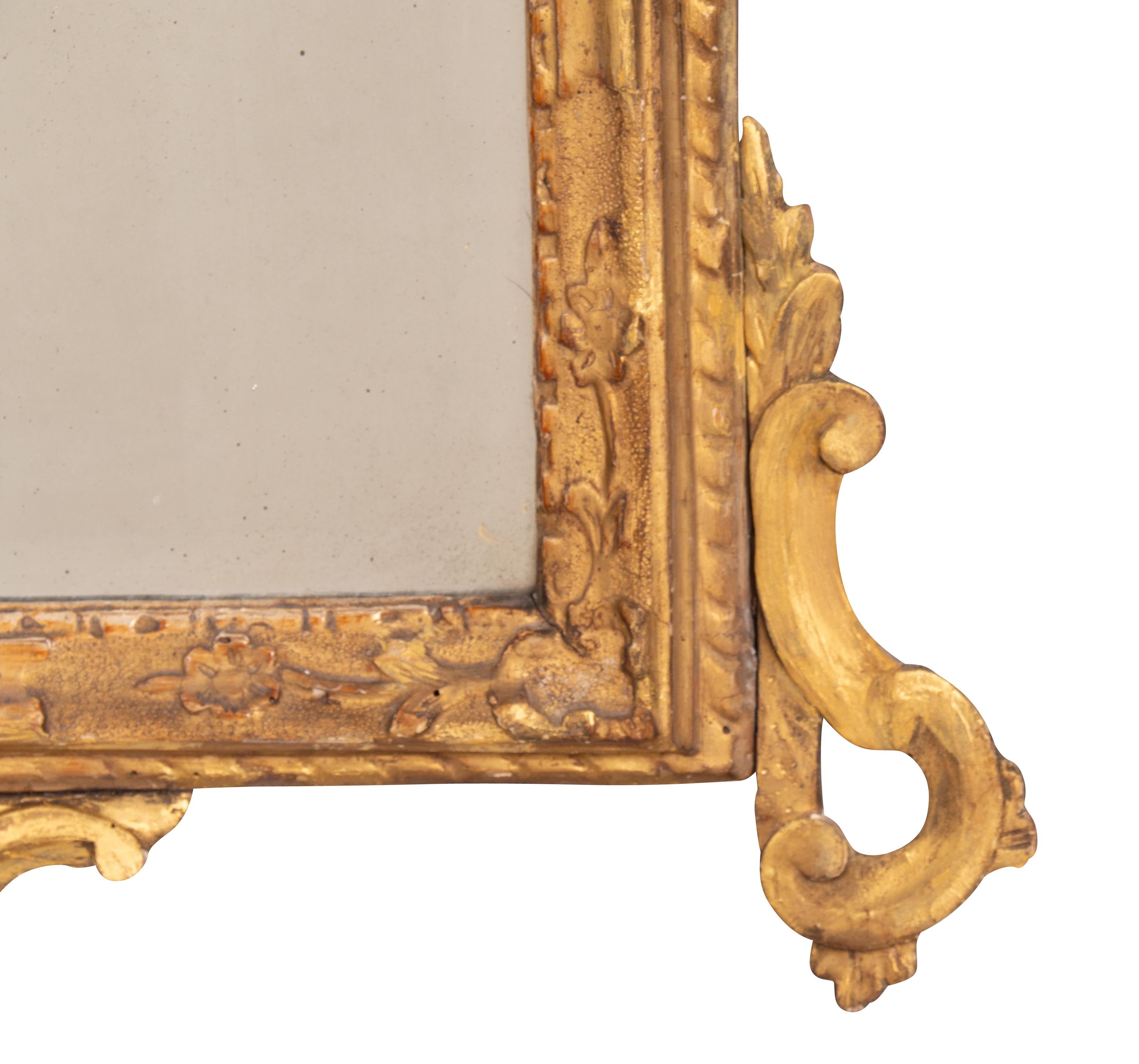 Pair of Italian Rococo Giltwood Mirrors For Sale 11