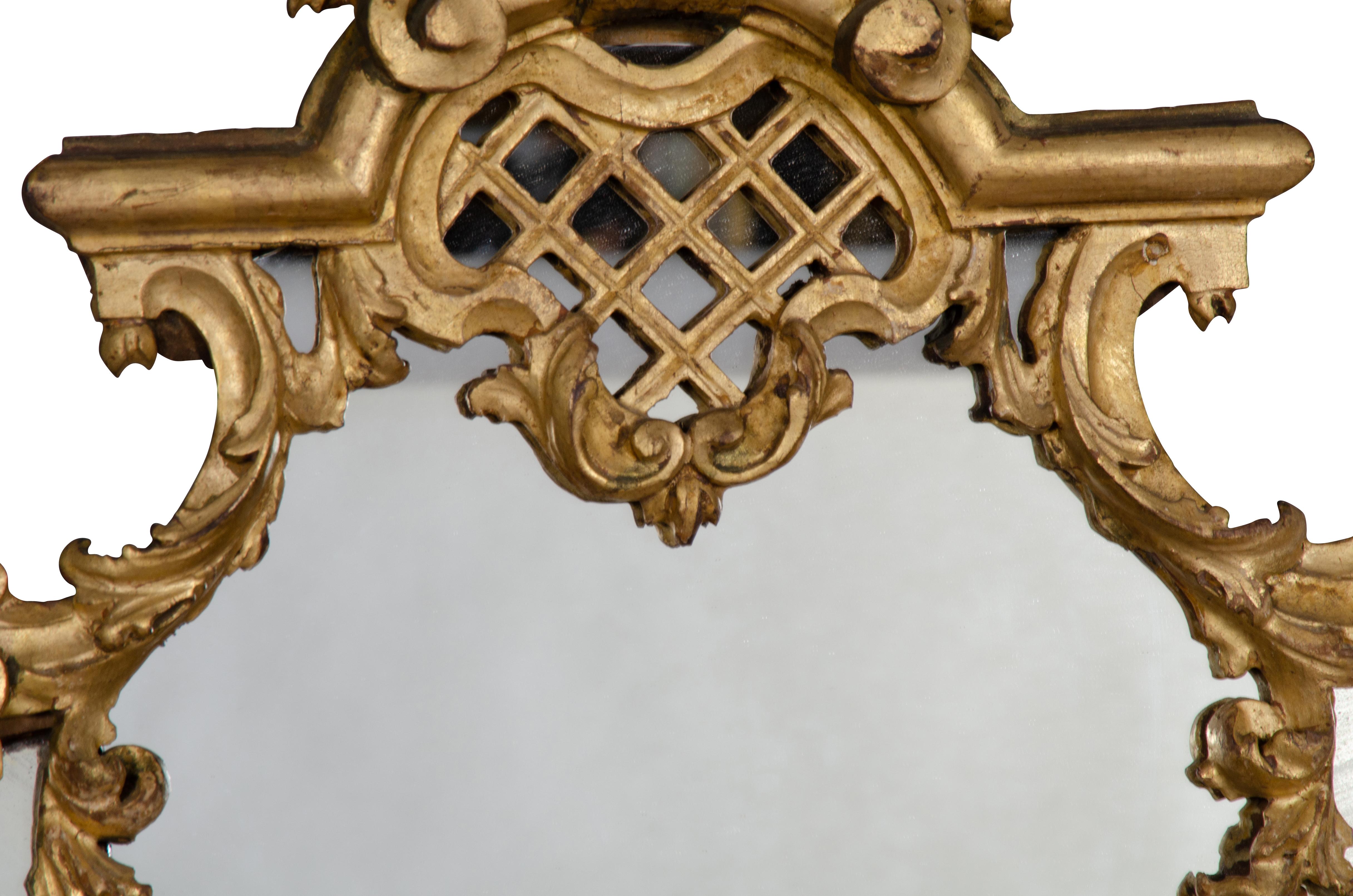 Pair of Italian Rococo Giltwood Mirrors For Sale 3