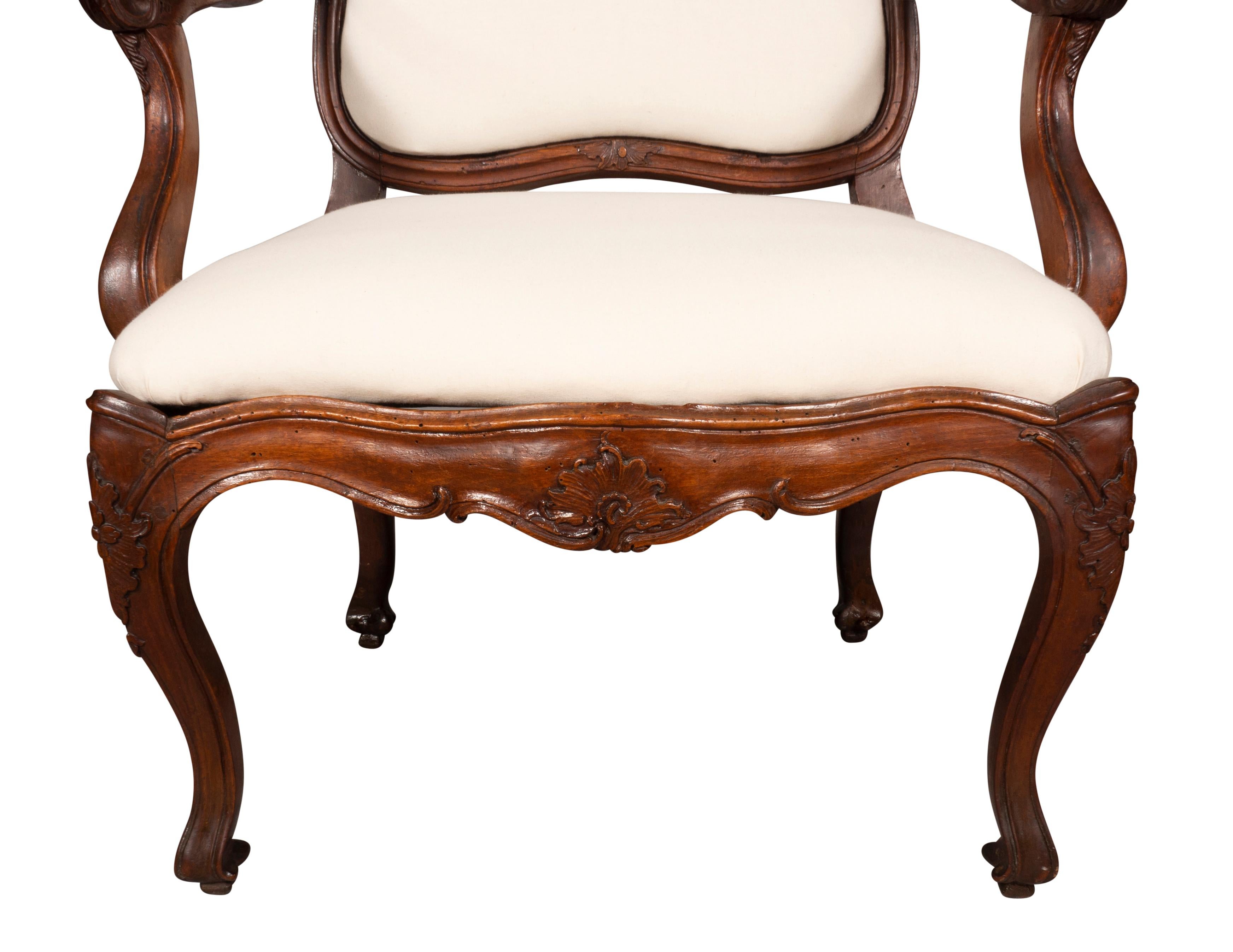 Pair of Italian Rococo Walnut Armchairs For Sale 6