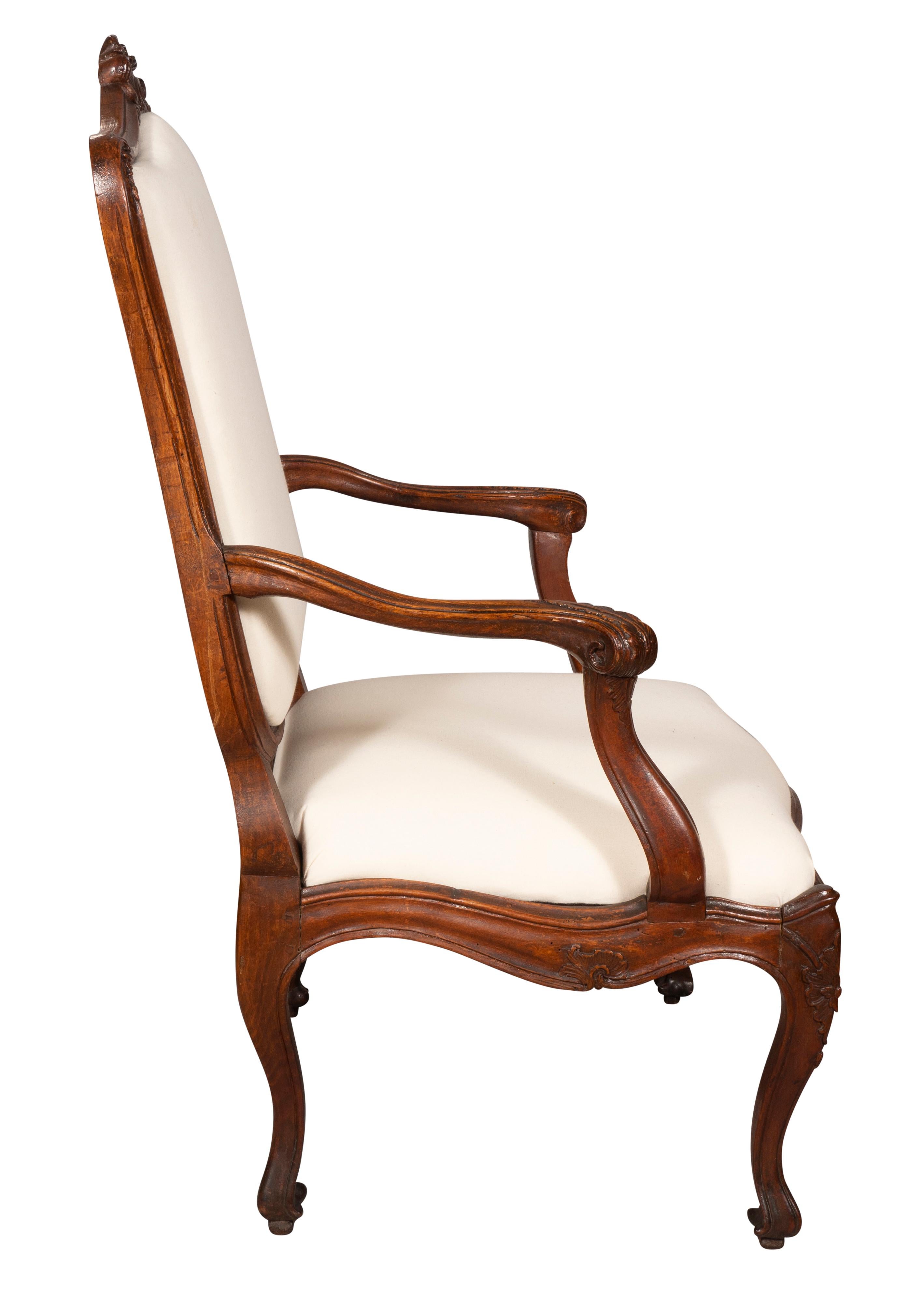 Pair of Italian Rococo Walnut Armchairs For Sale 15