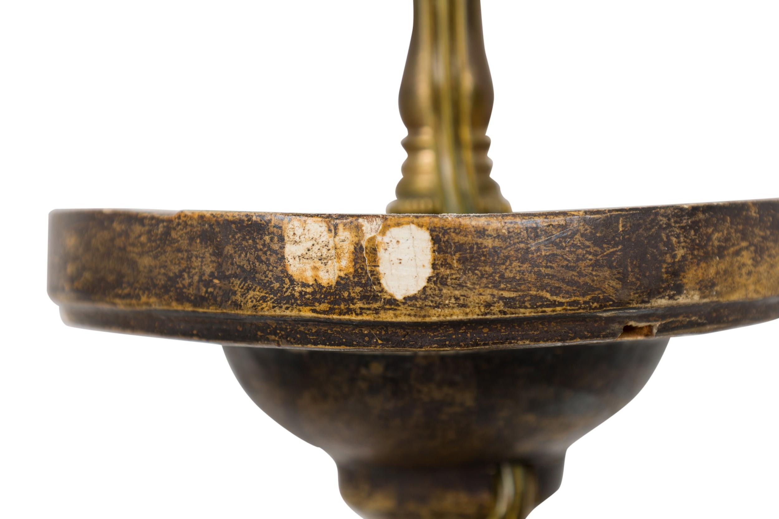 Dipinto a mano Coppia di lampade da tavolo rococò italiane in legno in vendita