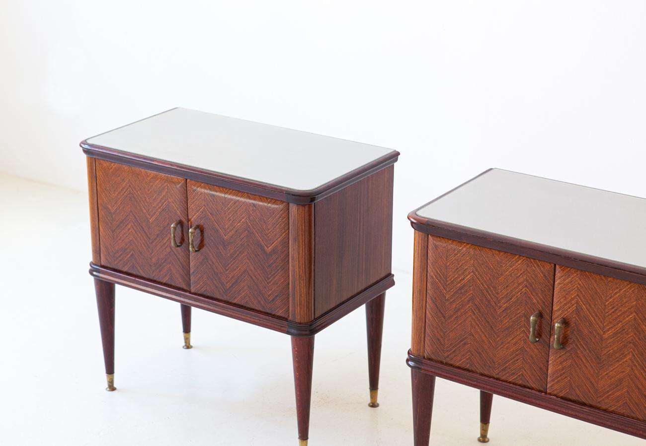 Mid-Century Modern Pair of Italian Rosewood Bedside Tables with Grey Glass Top, 1950s