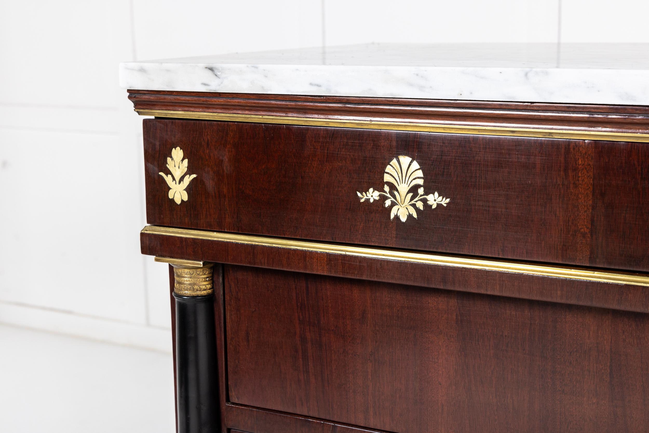 Pair of Italian Rosewood Inlaid 'Empire' Commodes C1820 In Good Condition For Sale In Gloucestershire, GB