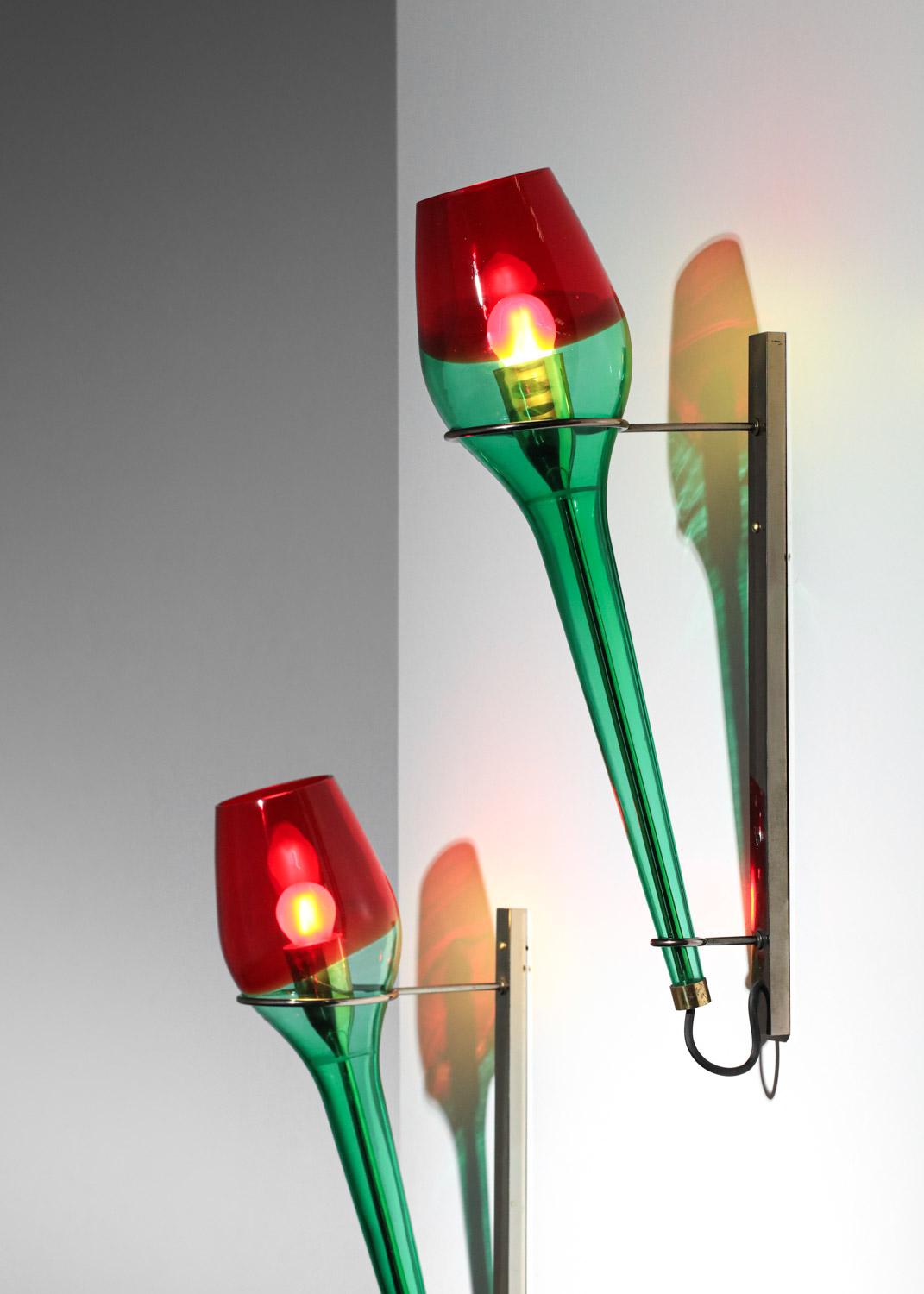 pair of Italian sconces by Vinicio Vianello for Vistosi 60's red and green glass For Sale 4