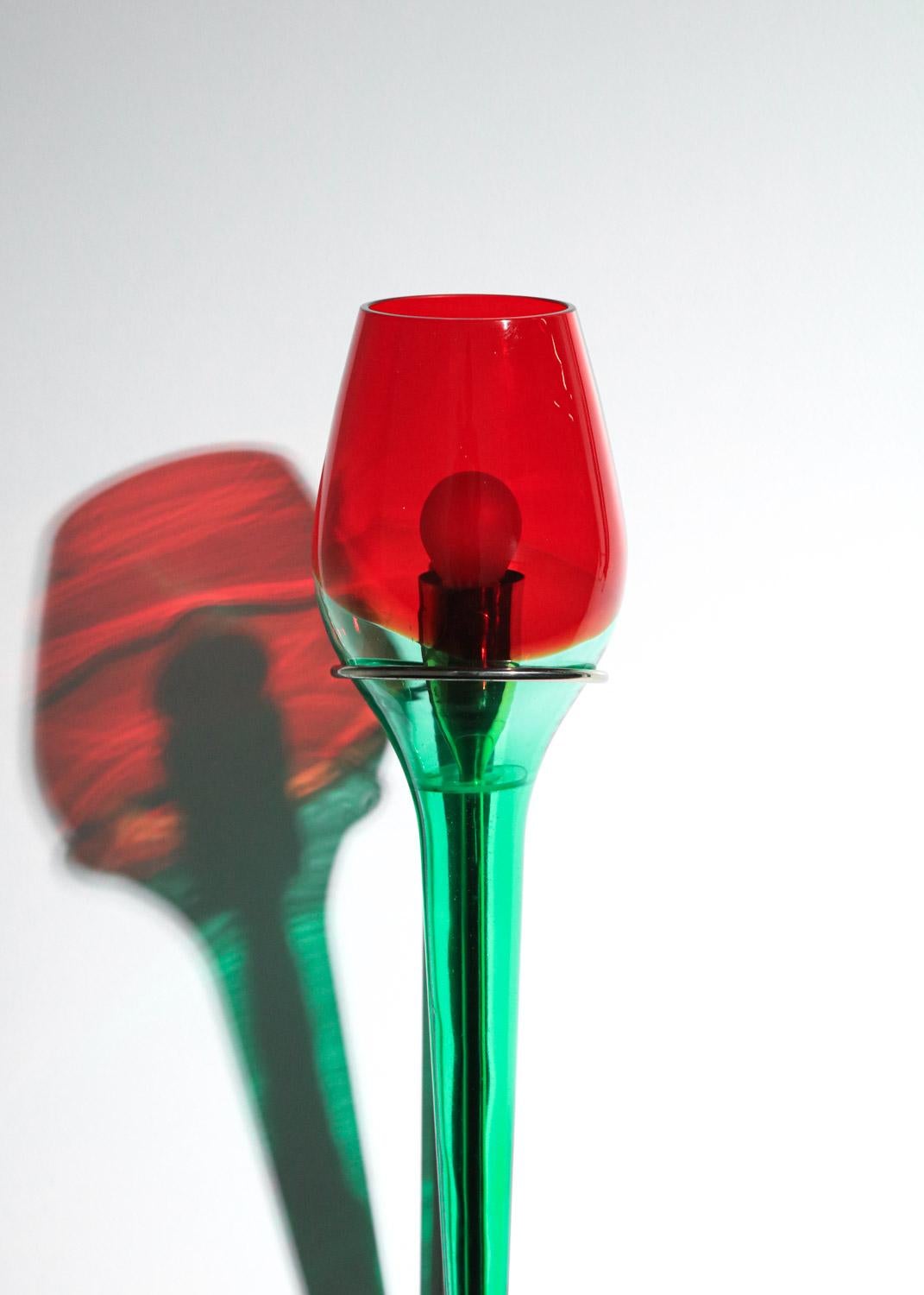 pair of Italian sconces by Vinicio Vianello for Vistosi 60's red and green glass For Sale 6