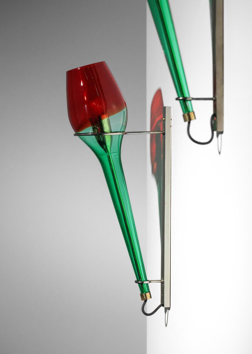 pair of Italian sconces by Vinicio Vianello for Vistosi 60's red and green glass For Sale 10