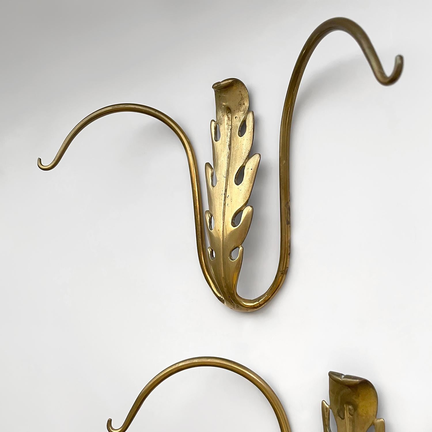 Pair of Italian Sculpted Brass Wall Hooks For Sale 6