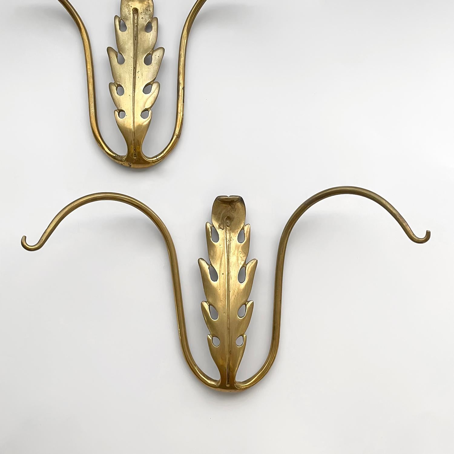 Pair of Italian Sculpted Brass Wall Hooks For Sale 2