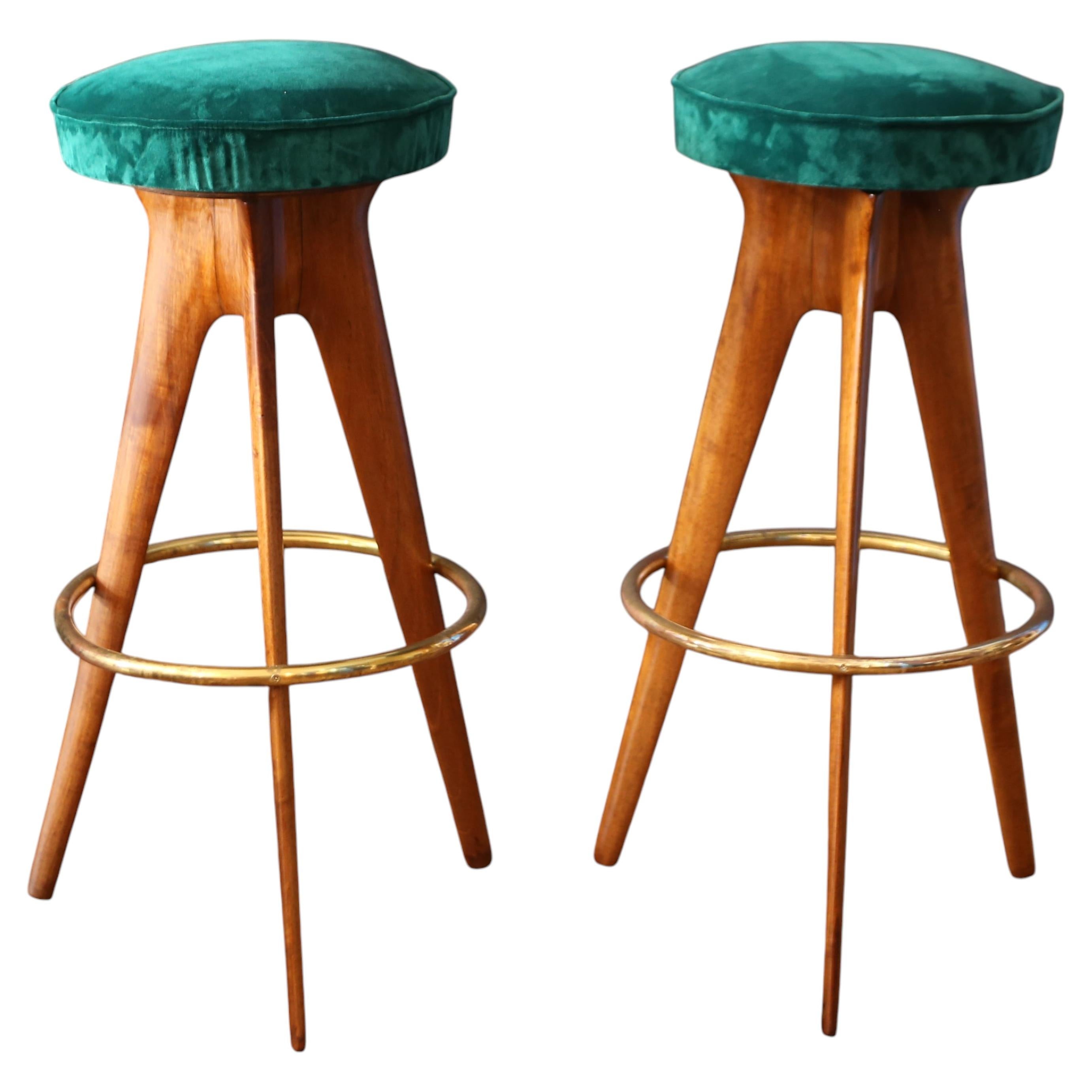 Pair of Italian sculptural stools from the 1950s