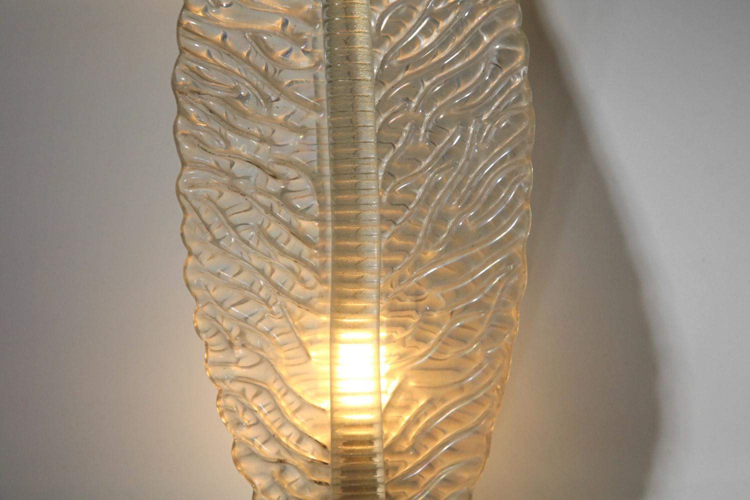 Paire d'appliques italiennes Seguso en verre de Murano, années 1940, feuilles en vente 1
