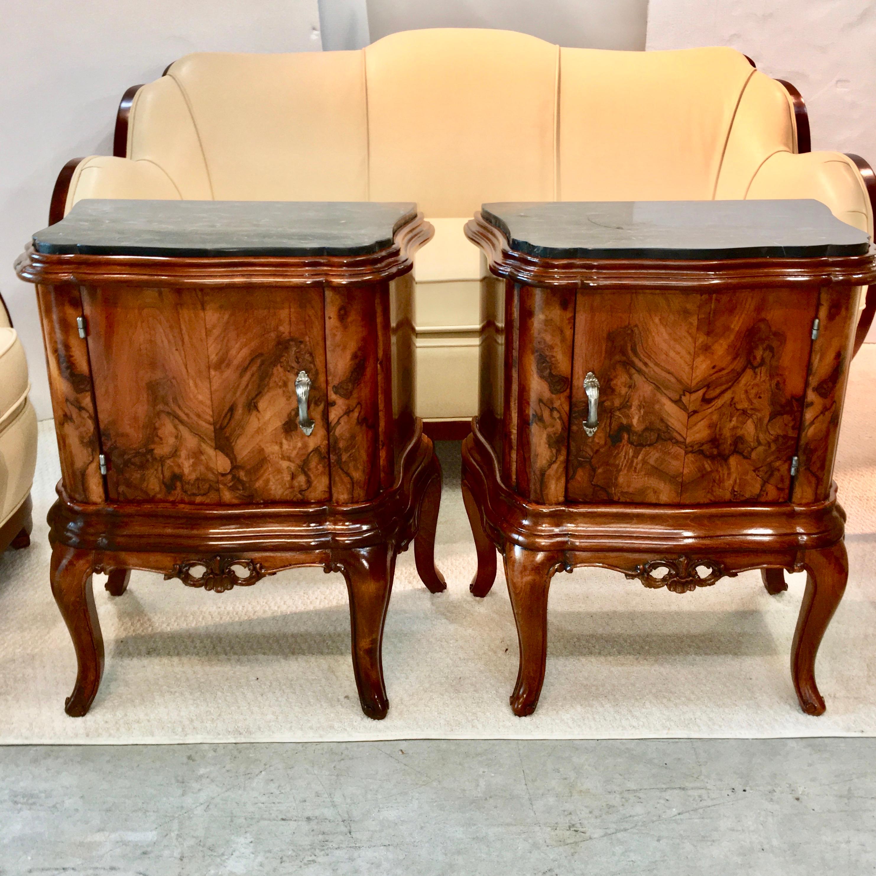 Rococo Revival Pair of Italian Serpentine Nightstands with Marble Tops