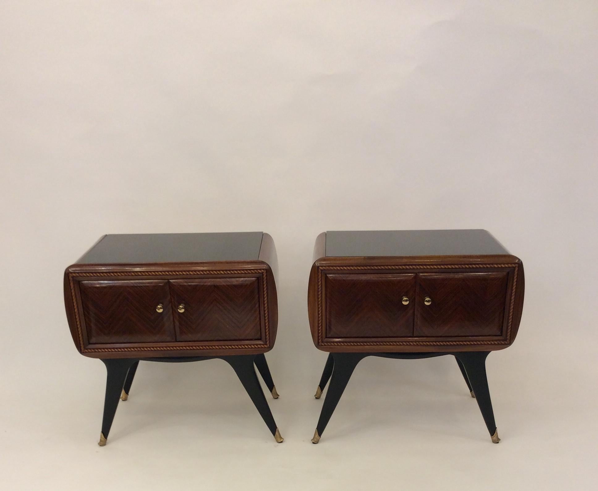 Mid-Century Modern Pair of Italian Nightstands in the Style of Gio Ponti, circa 1950 For Sale