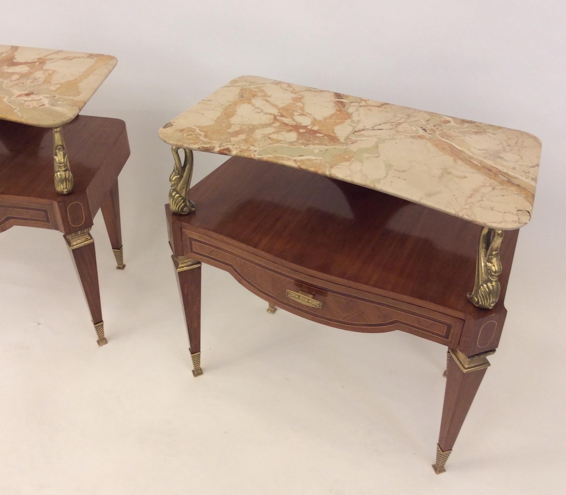 Pair of Italian Side Tables in the Style of Gio Ponti, circa 1940 For Sale 3