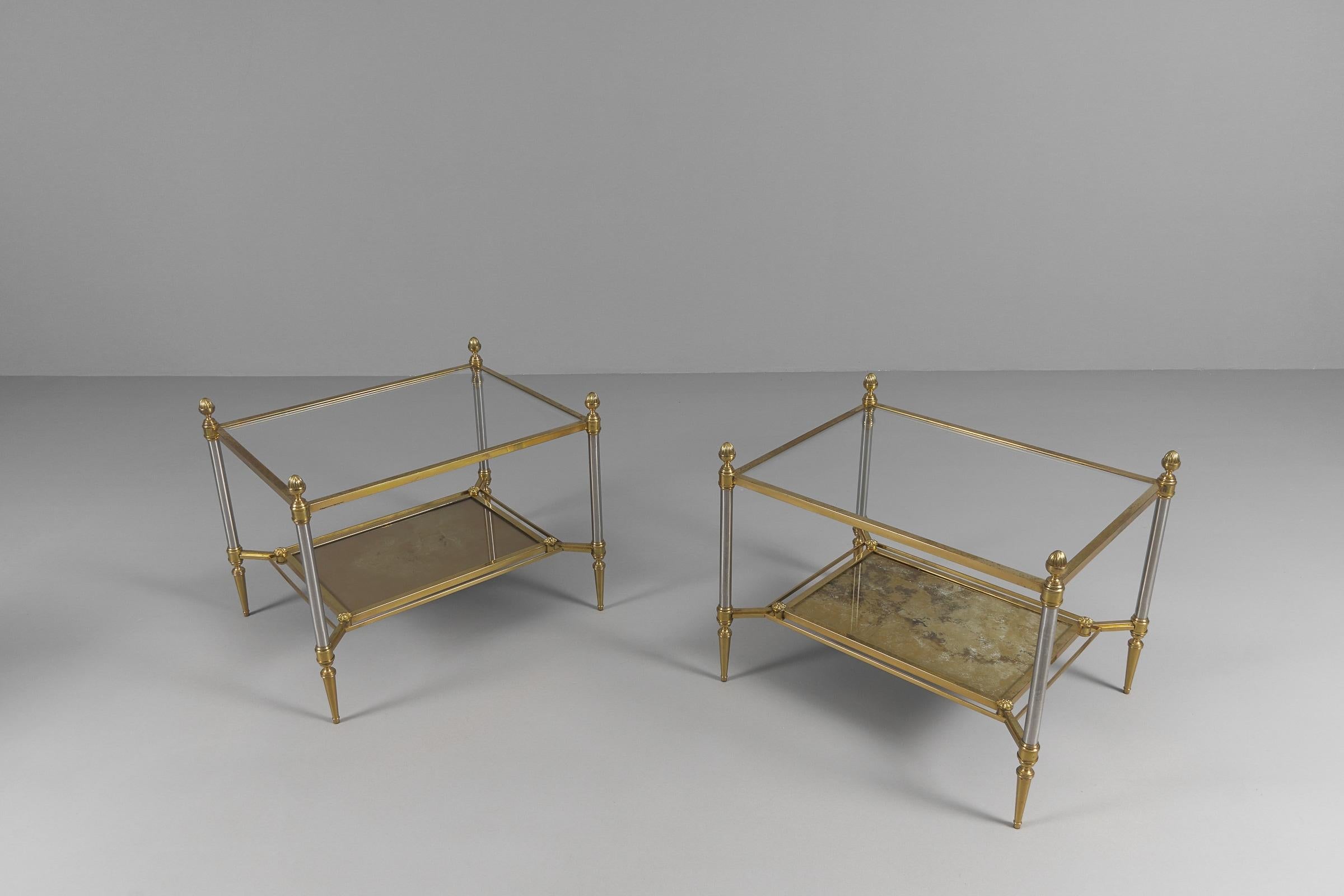 Pair of Italian Side Tables in Brass and Glass, 1960s Hollywood Regency For Sale 5