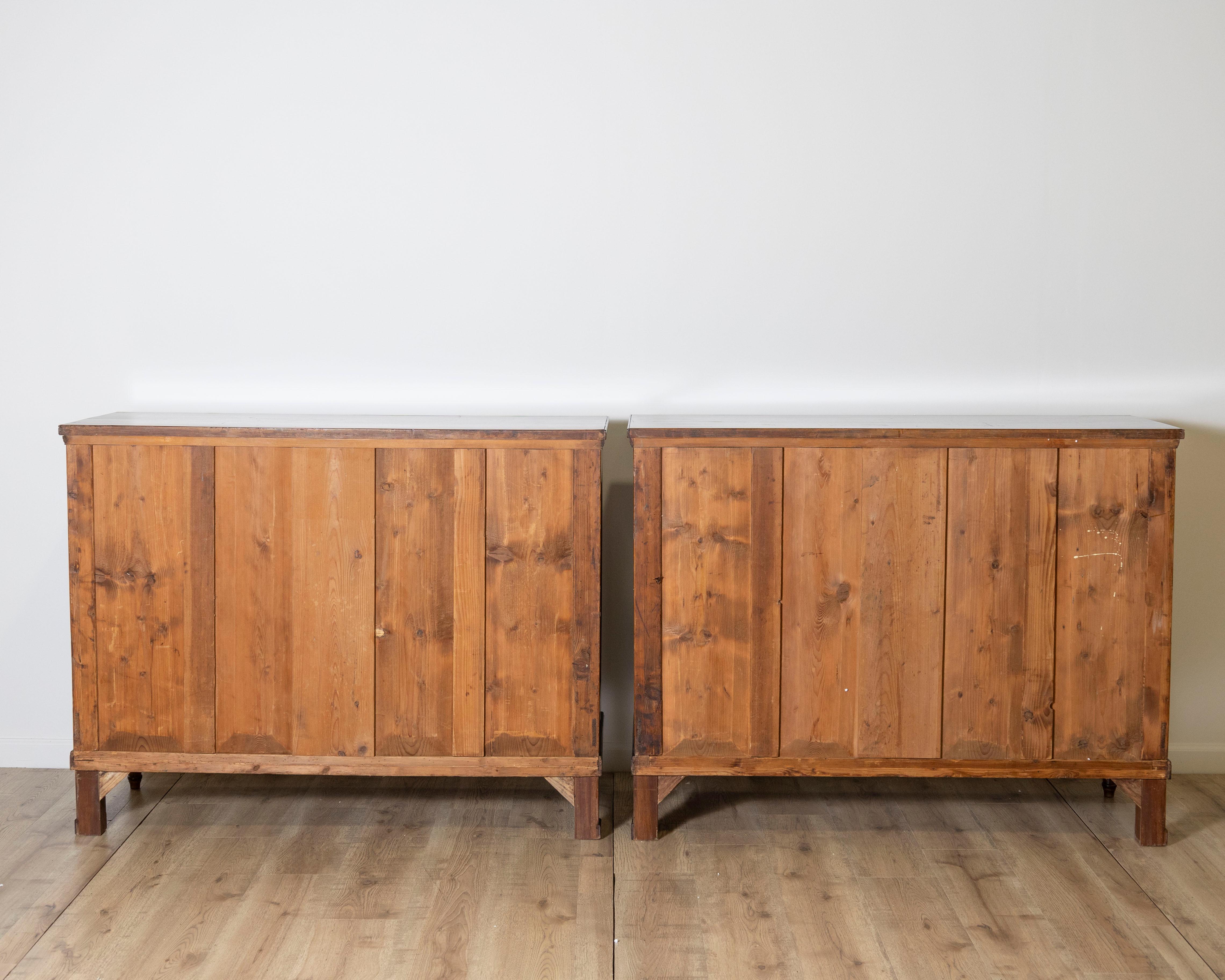 Paar italienische Sideboards aus dem späten 19. Jahrhundert im Angebot 6
