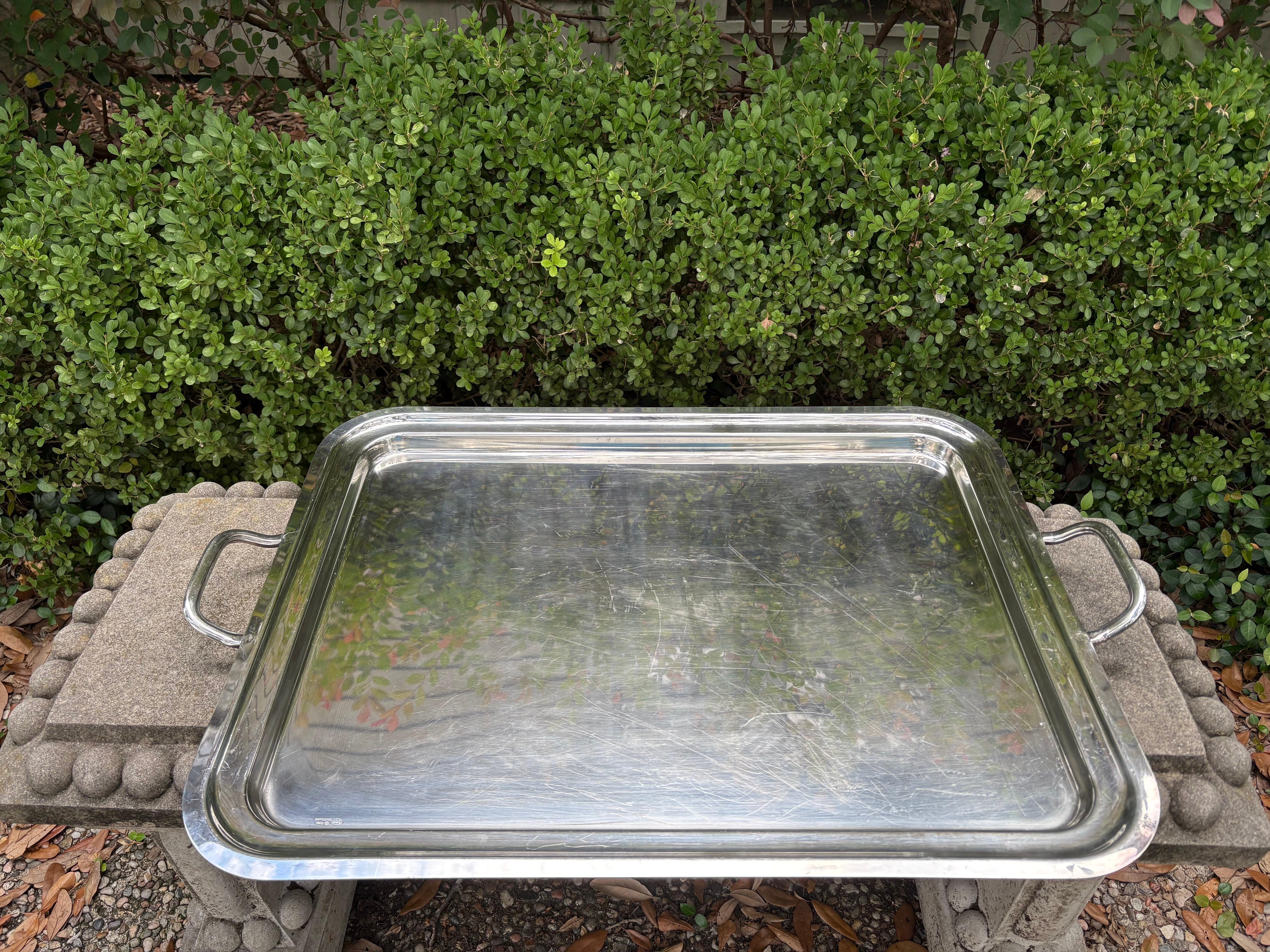 Paar italienische Tabletts aus Silberblech von Sambonet (Italienisch) im Angebot