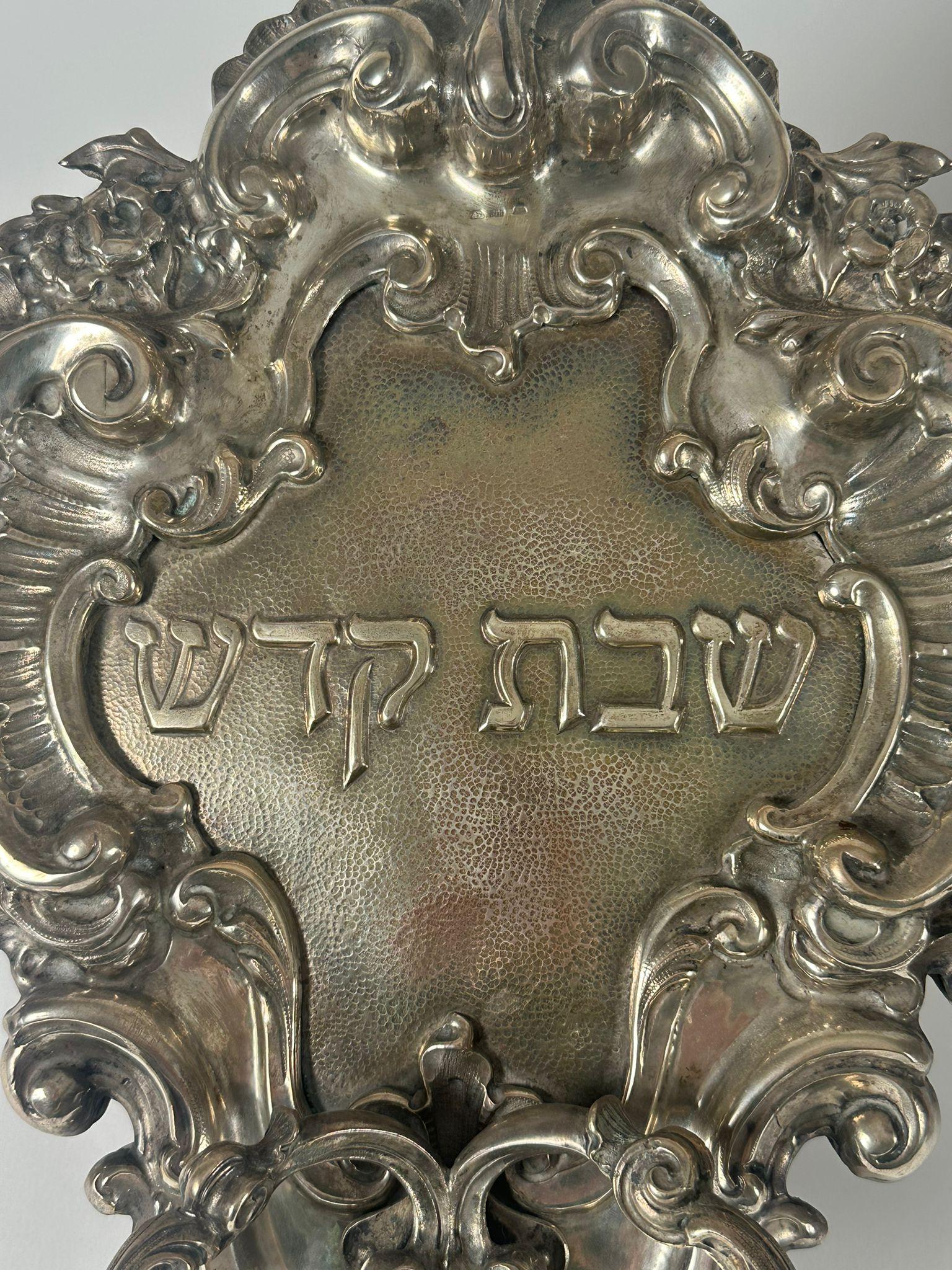 Paire d'appliques de chabbat italiennes en argent - 800 Silver, design rococo orné Excellent état - En vente à New York, NY
