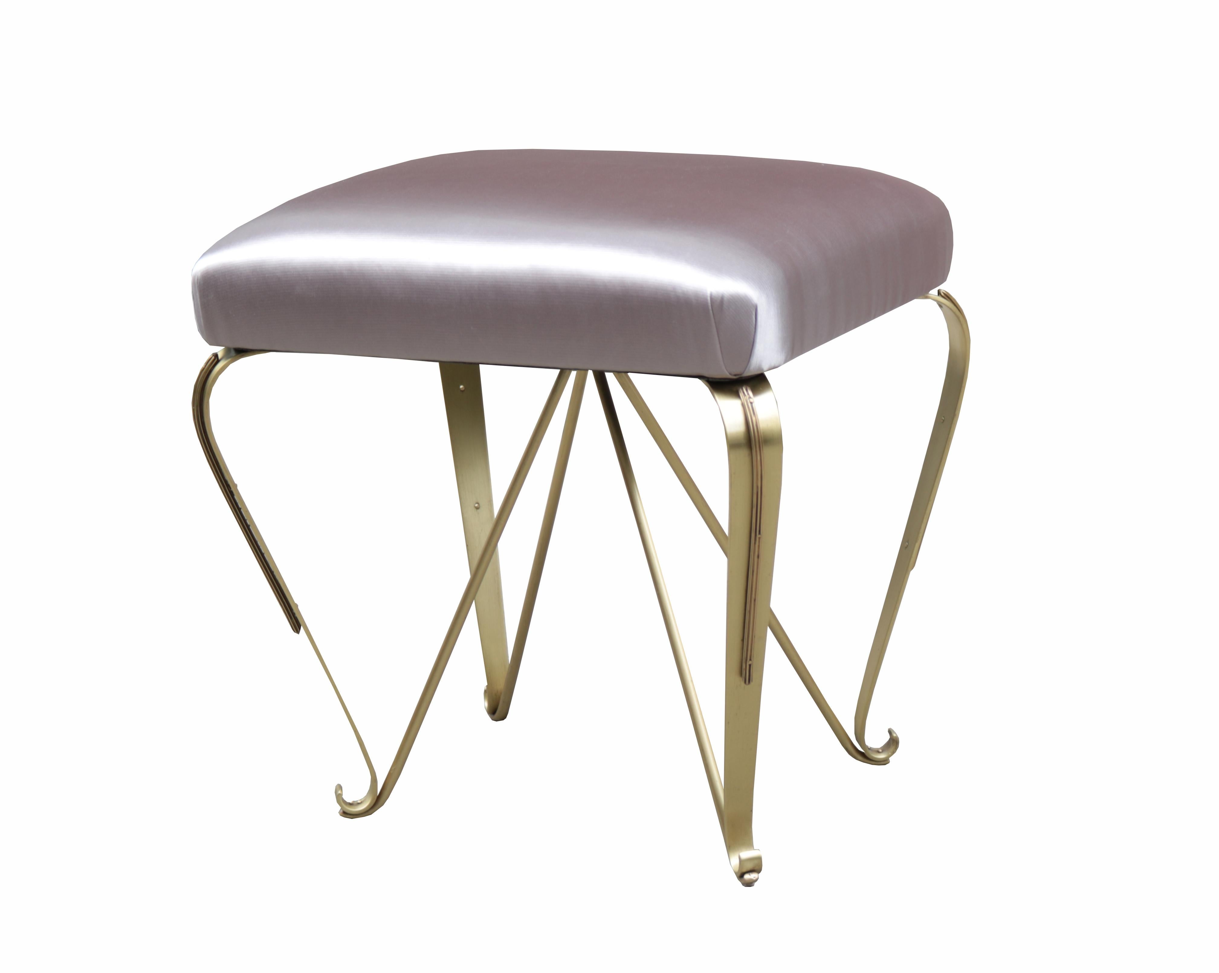 A pair of Italian small stools. 
Patinated brass.