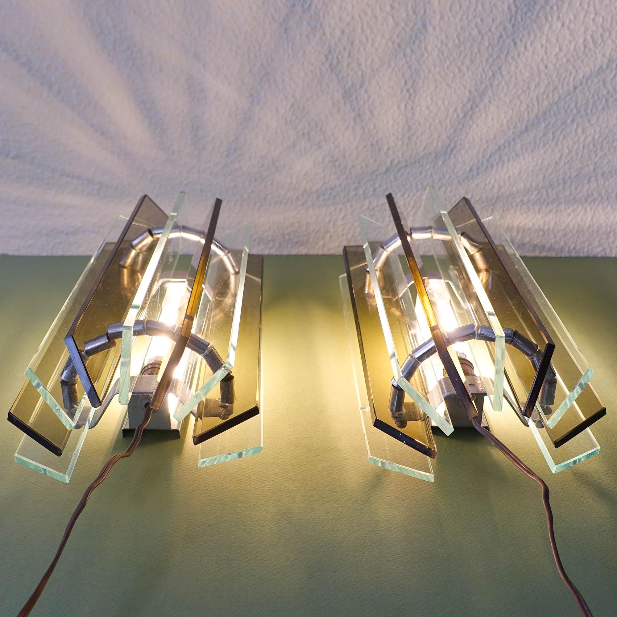 Mid-Century Modern Pair of Italian Smoked and Clear Glass Sconces in the style of Veca, 1970s For Sale
